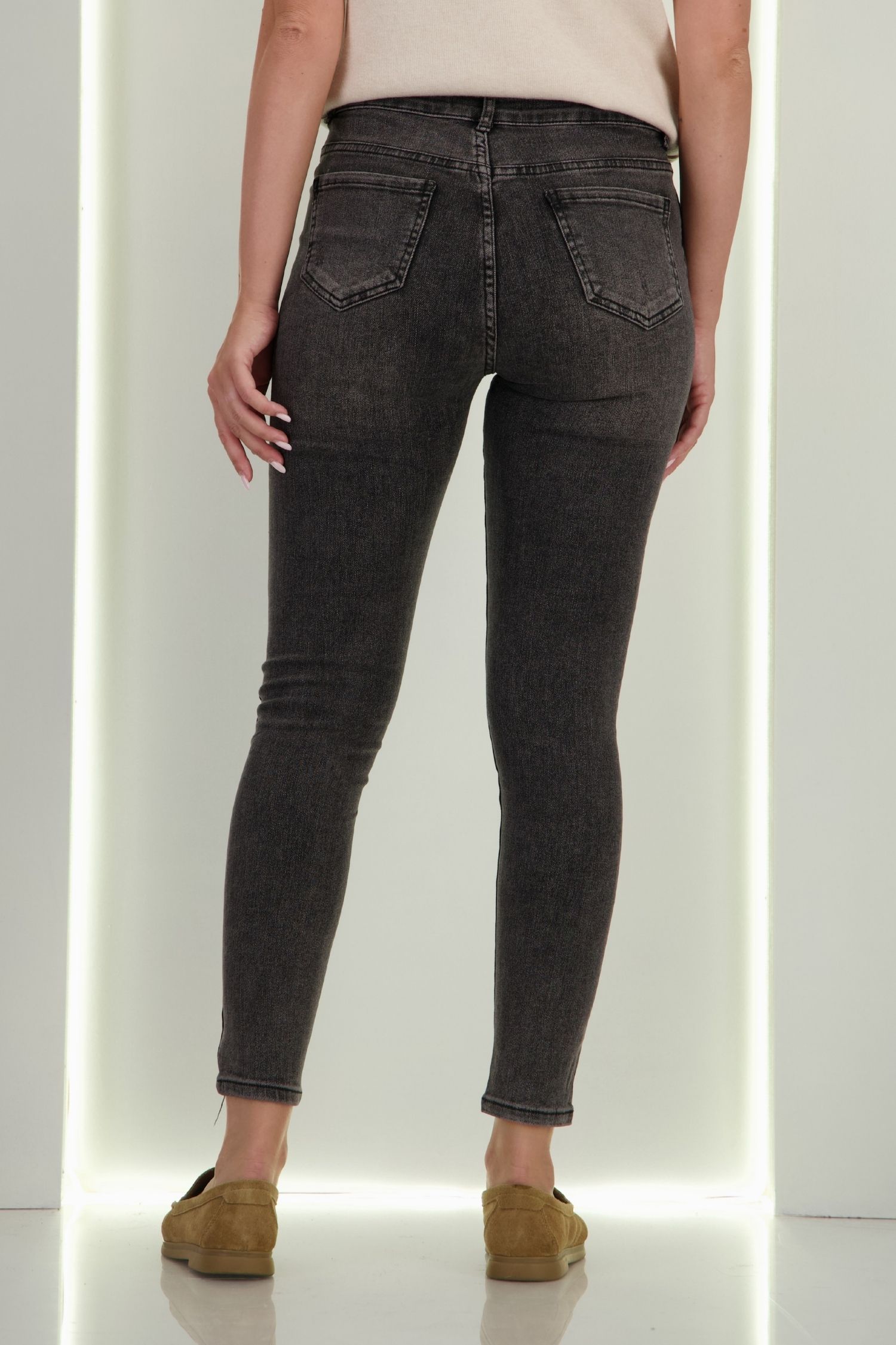 Blugi negri lungi skinny cu buzunare 5 - StarShinerS.ro
