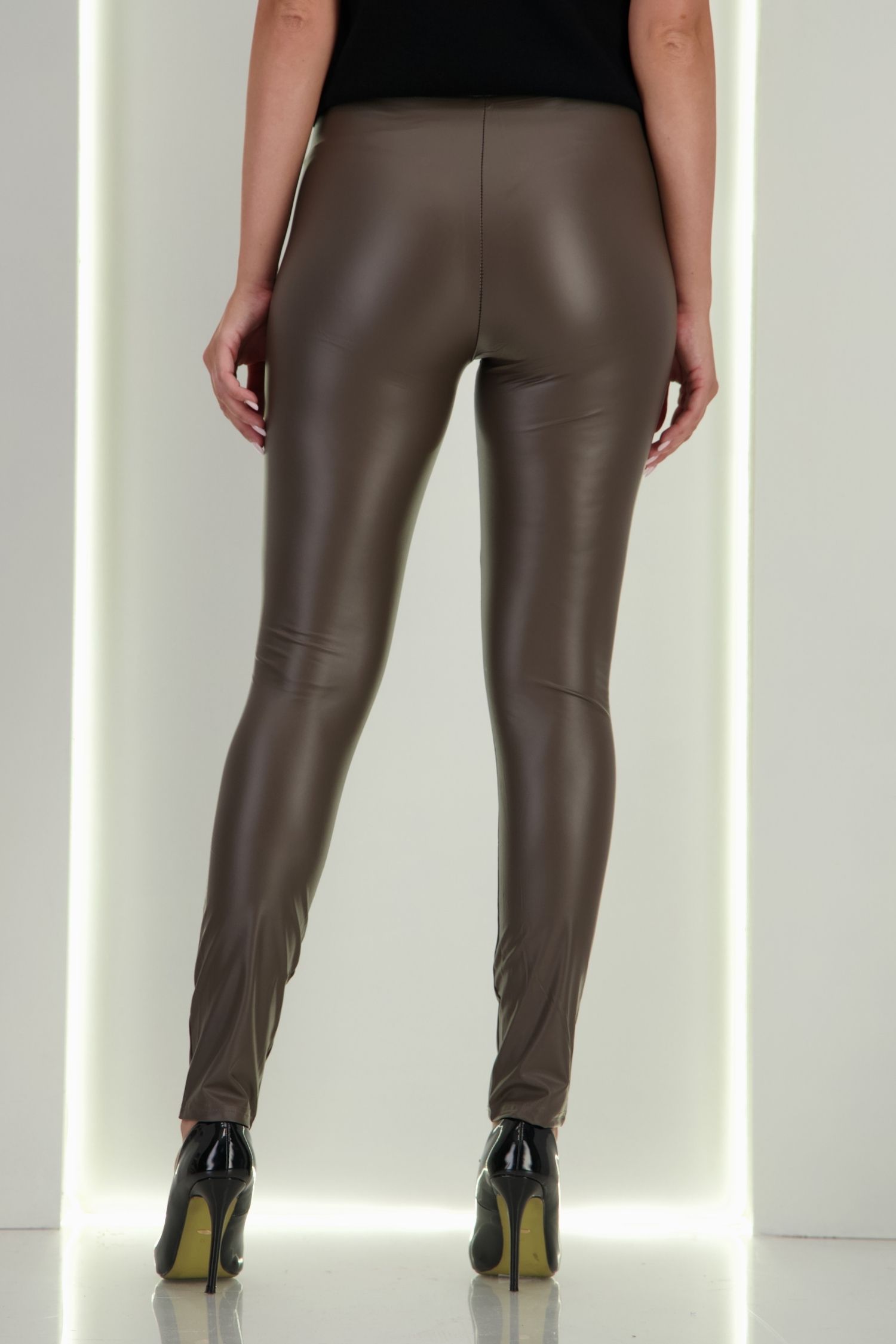 Colanti din piele ecologica gri lungi cu elastic in talie si buzunare frontale false 5 - StarShinerS.ro