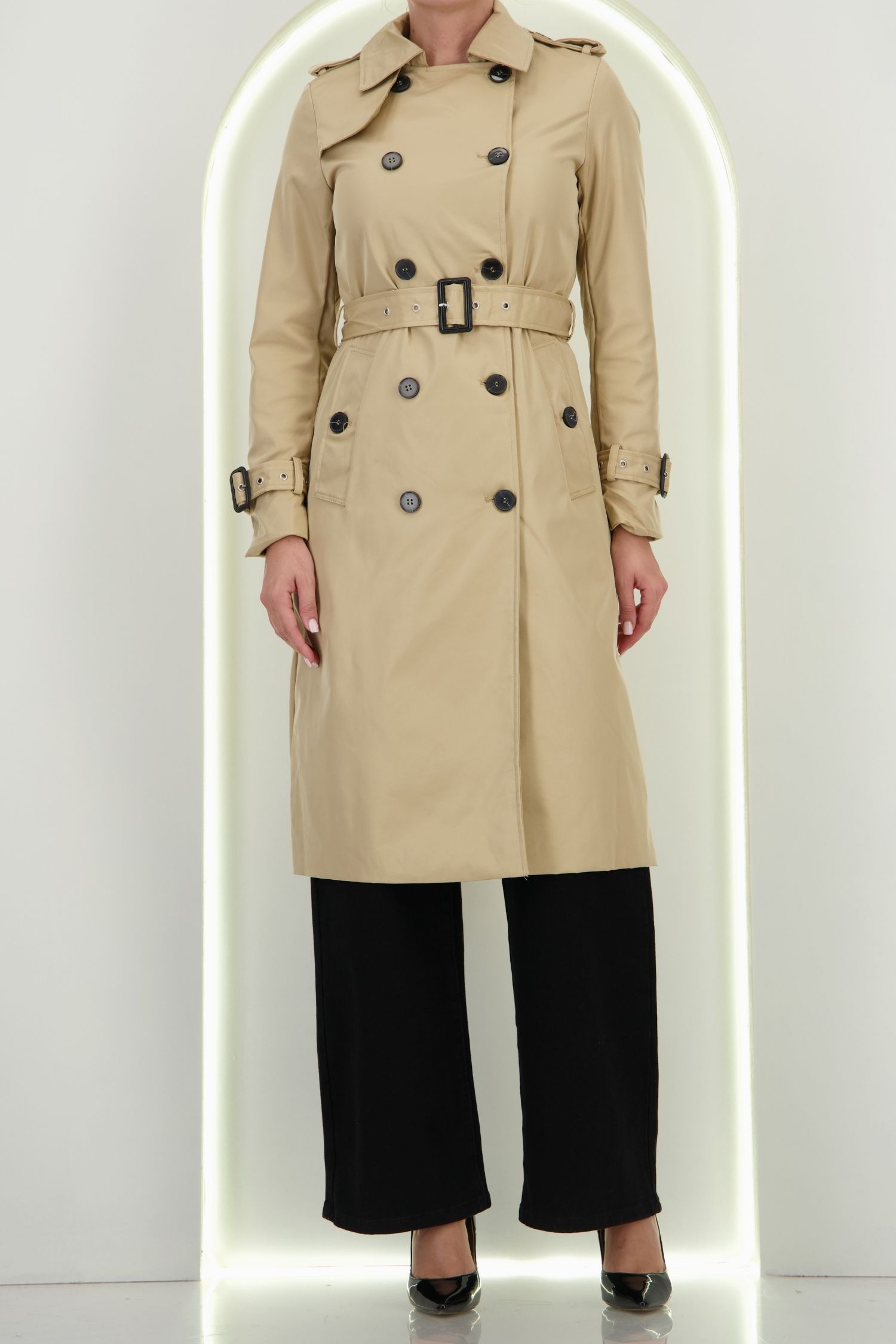 Trench din fas bej cu un croi drept accesorizat cu cordon 3 - StarShinerS.ro