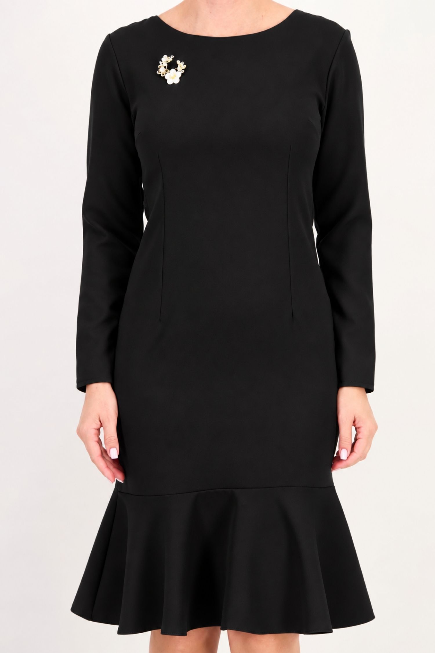 Rochie neagra din stofa elastica pana la genunchi tip creion 3 - StarShinerS.ro