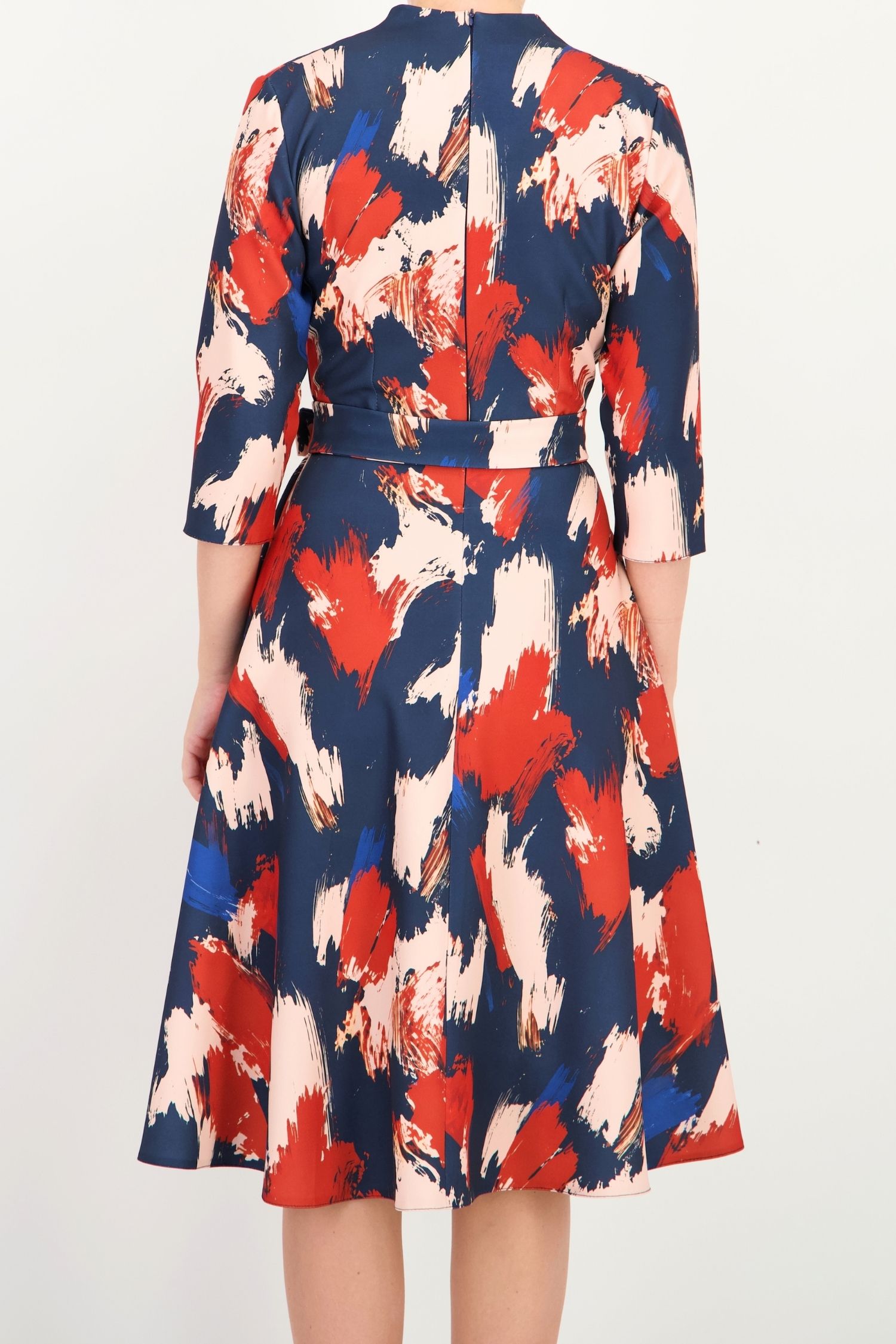 Rochie caramizie midi in clos imprimata cu decolteu petrecut- StarShinerS 5 - StarShinerS.ro