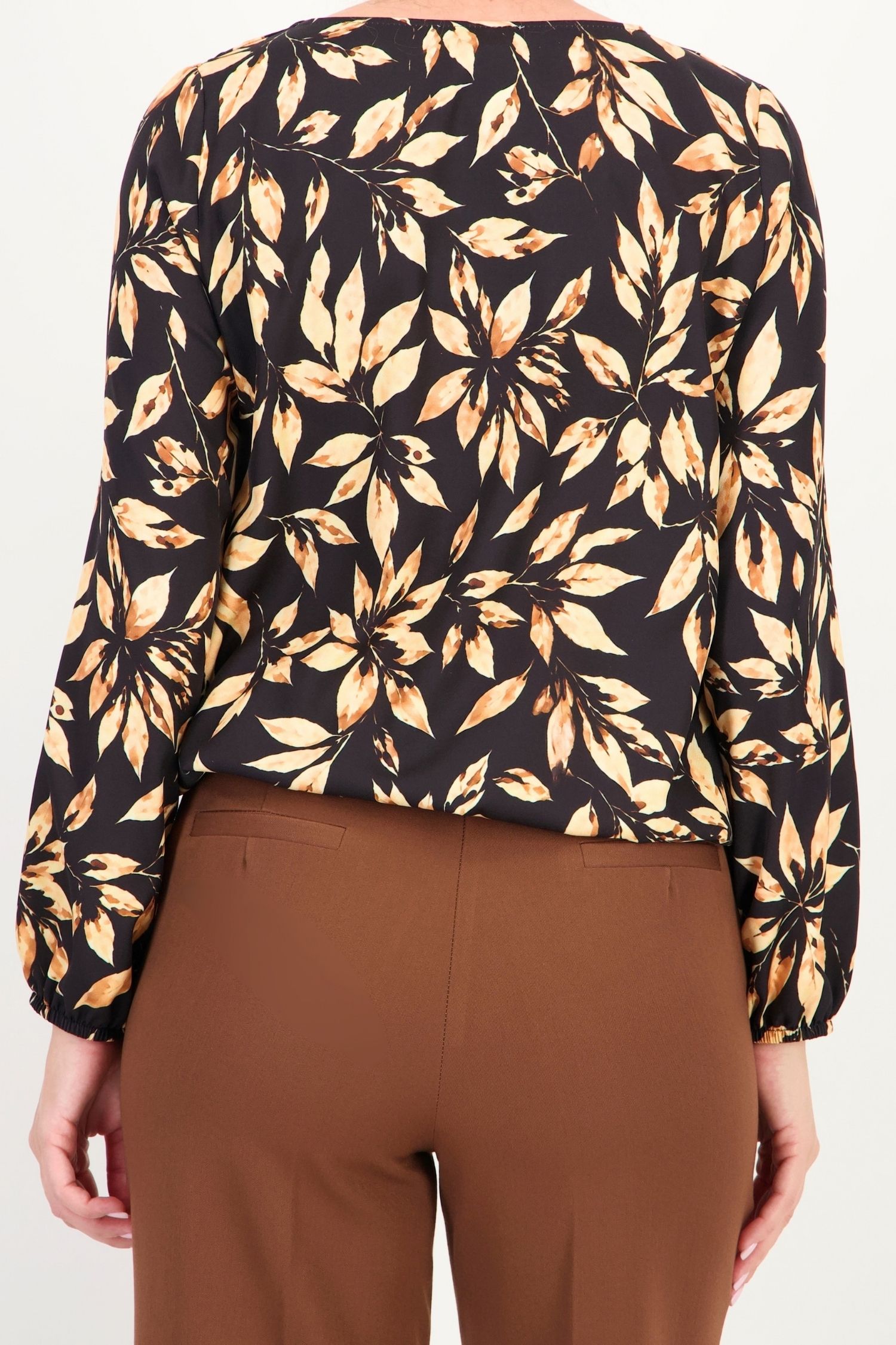 Bluza neagra floral din viscoza larg 4 - StarShinerS.ro
