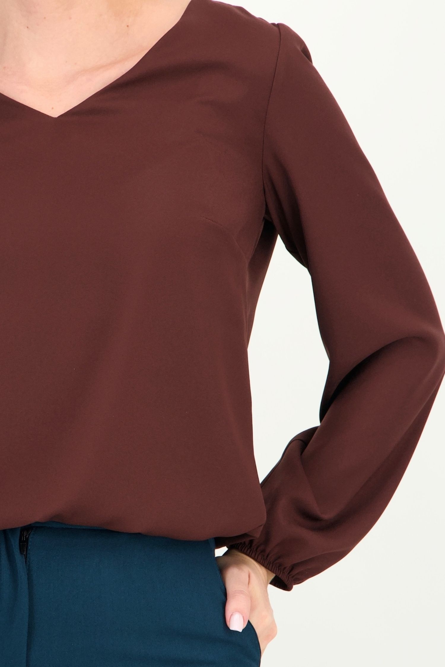 Bluza maro maneca lunga din viscoza larg 5 - StarShinerS.ro