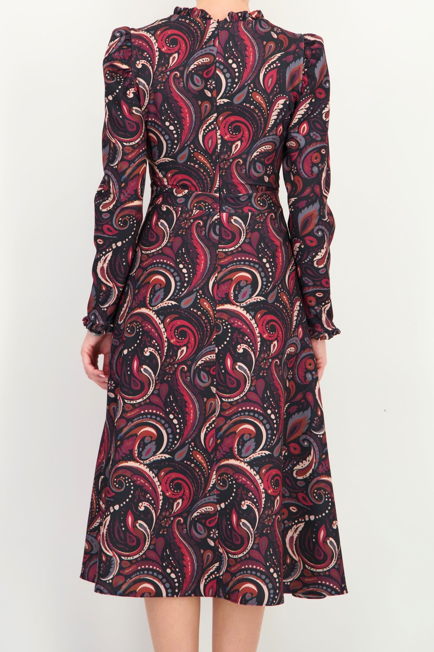 Rochie clos visinie midi abstract din stofa elastica 4 - StarShinerS.ro