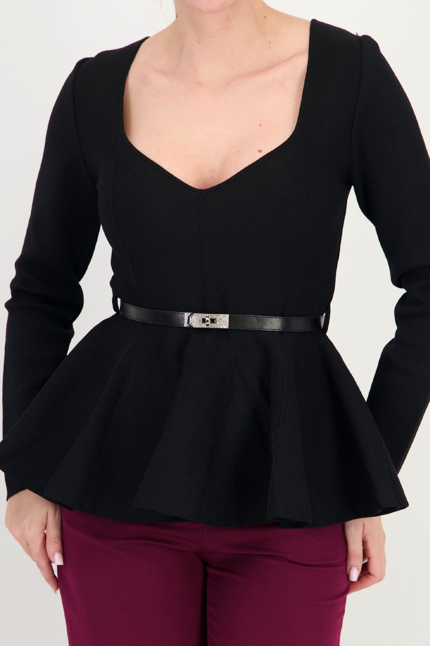 Bluză neagră mulată din tricot fin, cu curea și peplum 4 - StarShinerS.ro