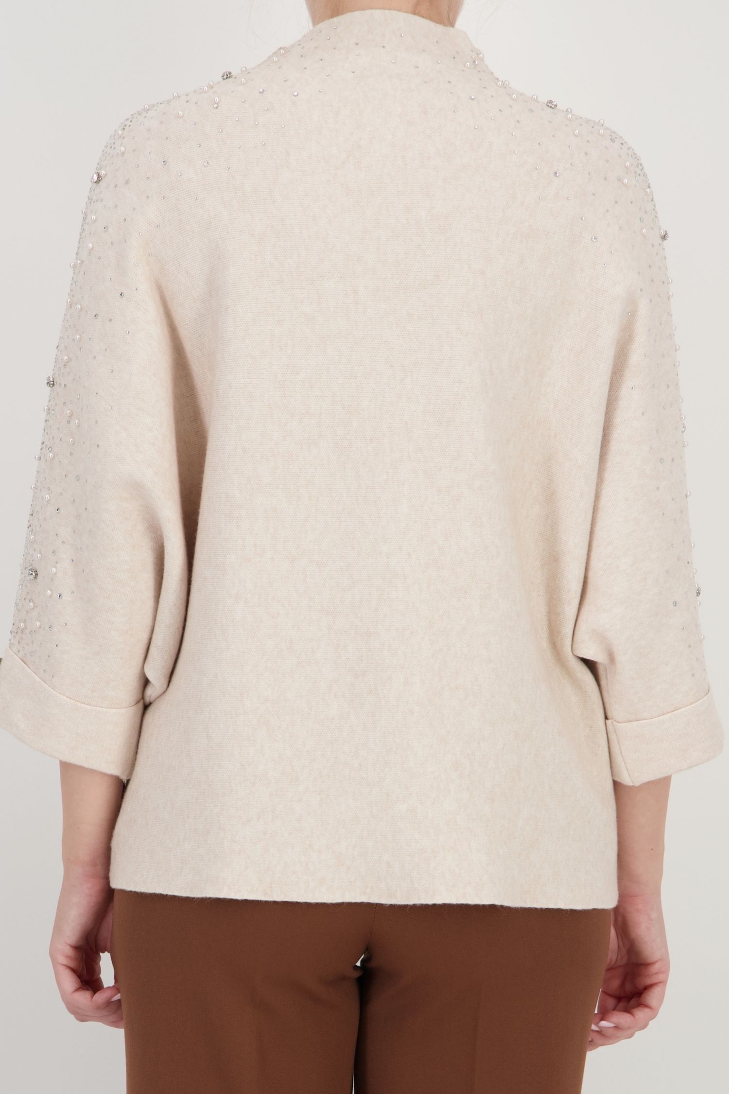 Pulover bej larg din tricot fin, cu perle și pietre strass 5 - StarShinerS.ro