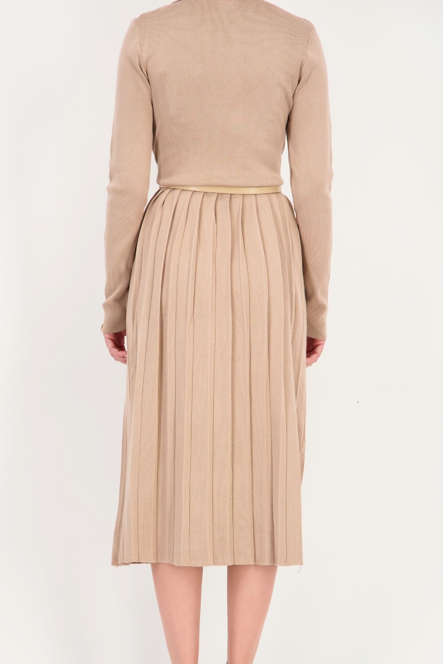Rochie clos bej midi decolteu rotund din viscoza 5 - StarShinerS.ro