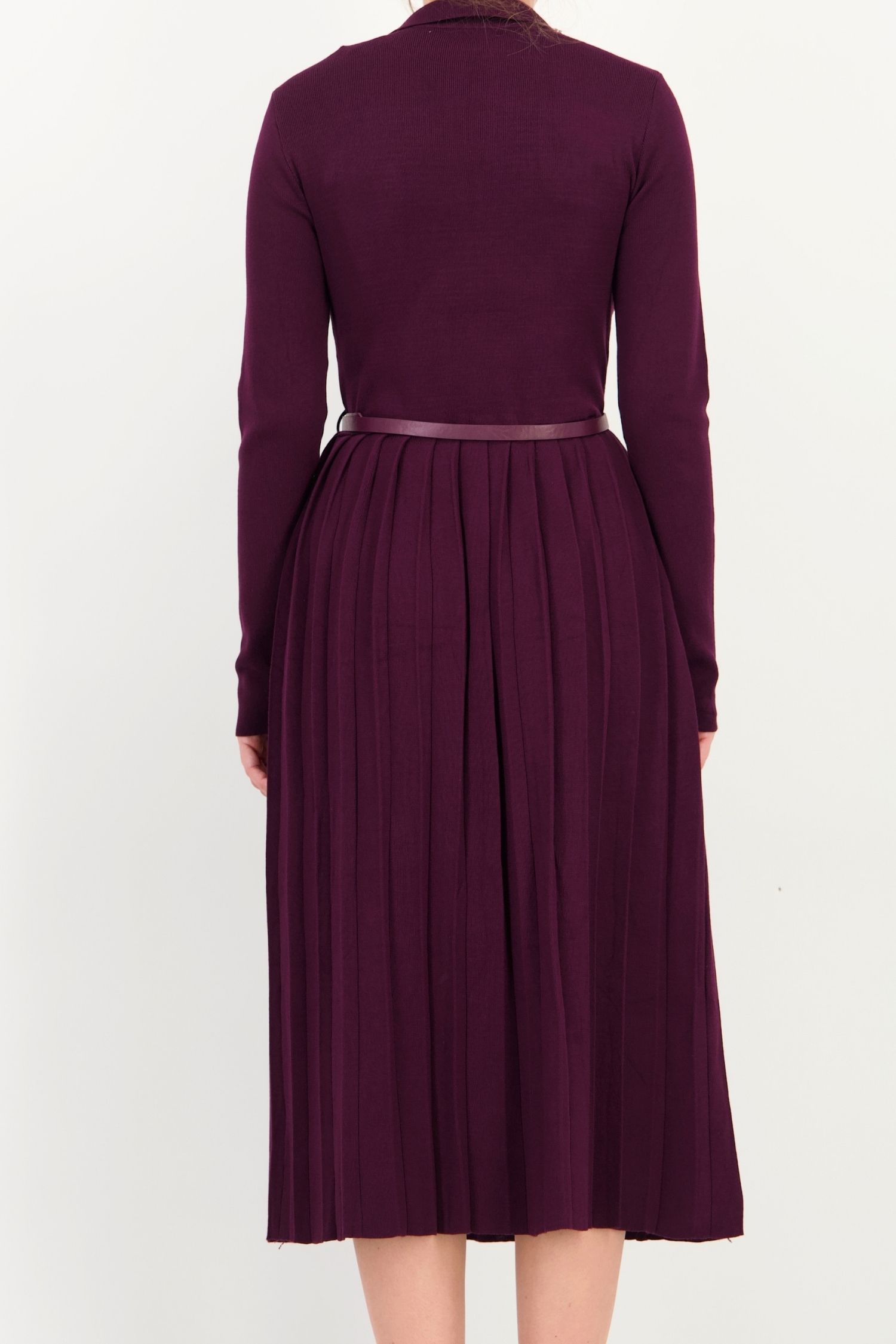 Rochie clos mov midi decolteu rotund din viscoza 5 - StarShinerS.ro