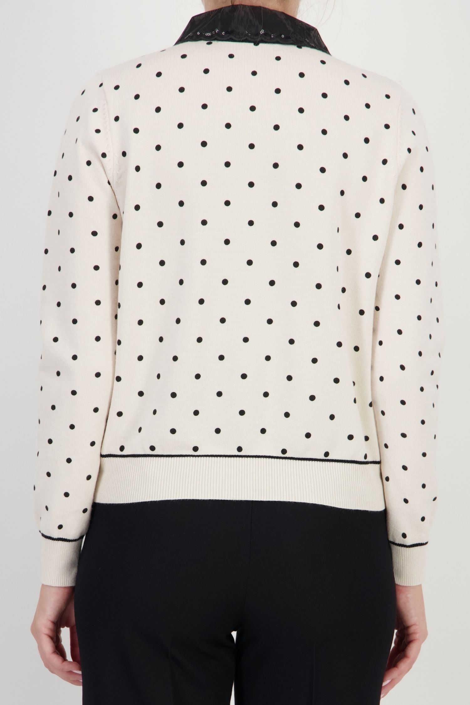 Cardigan bej larg din tricot, cu buline și perle 5 - StarShinerS.ro