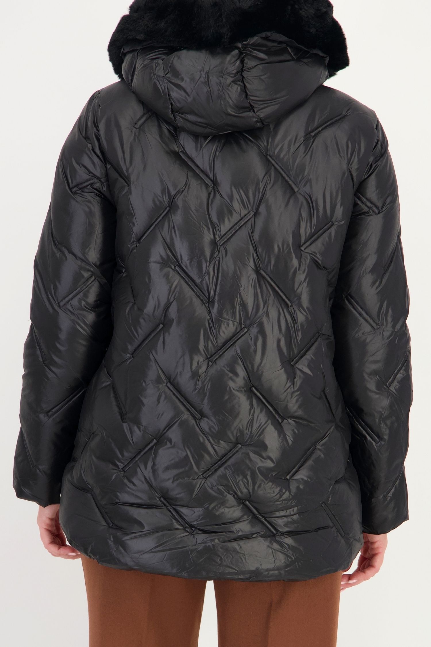 Geaca larga neagra groasa din fas 5 - StarShinerS.ro
