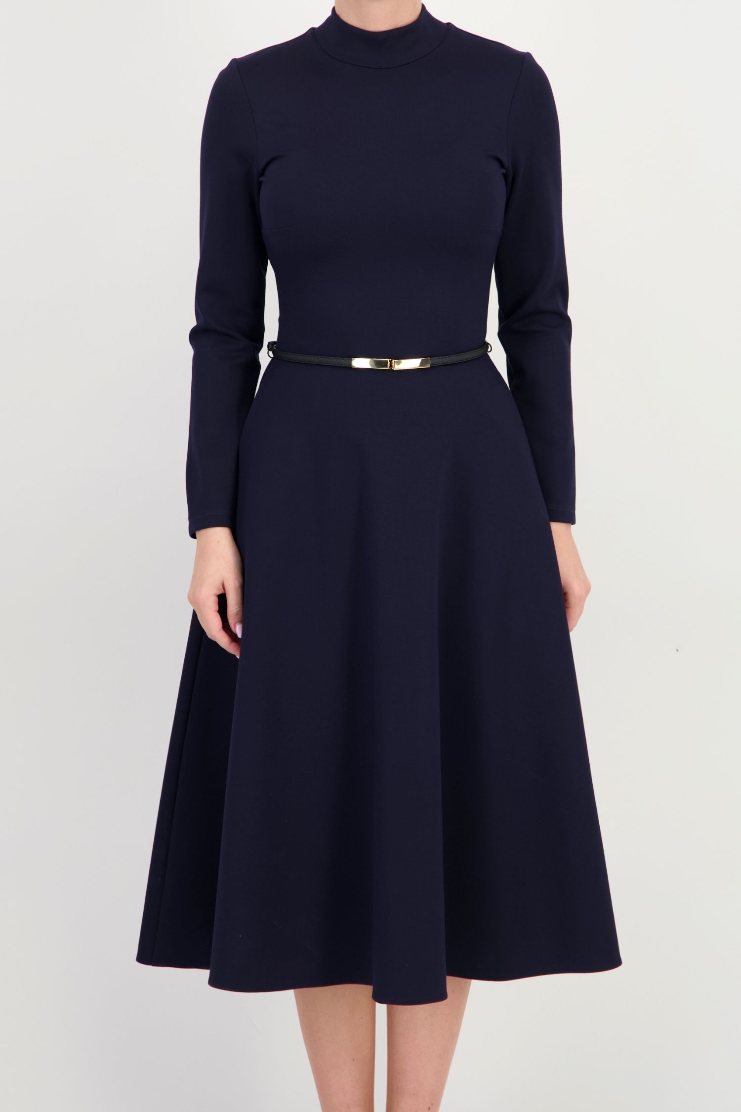 Rochie bleumarin midi, în clos, din punto cu viscoză 3 - StarShinerS.ro