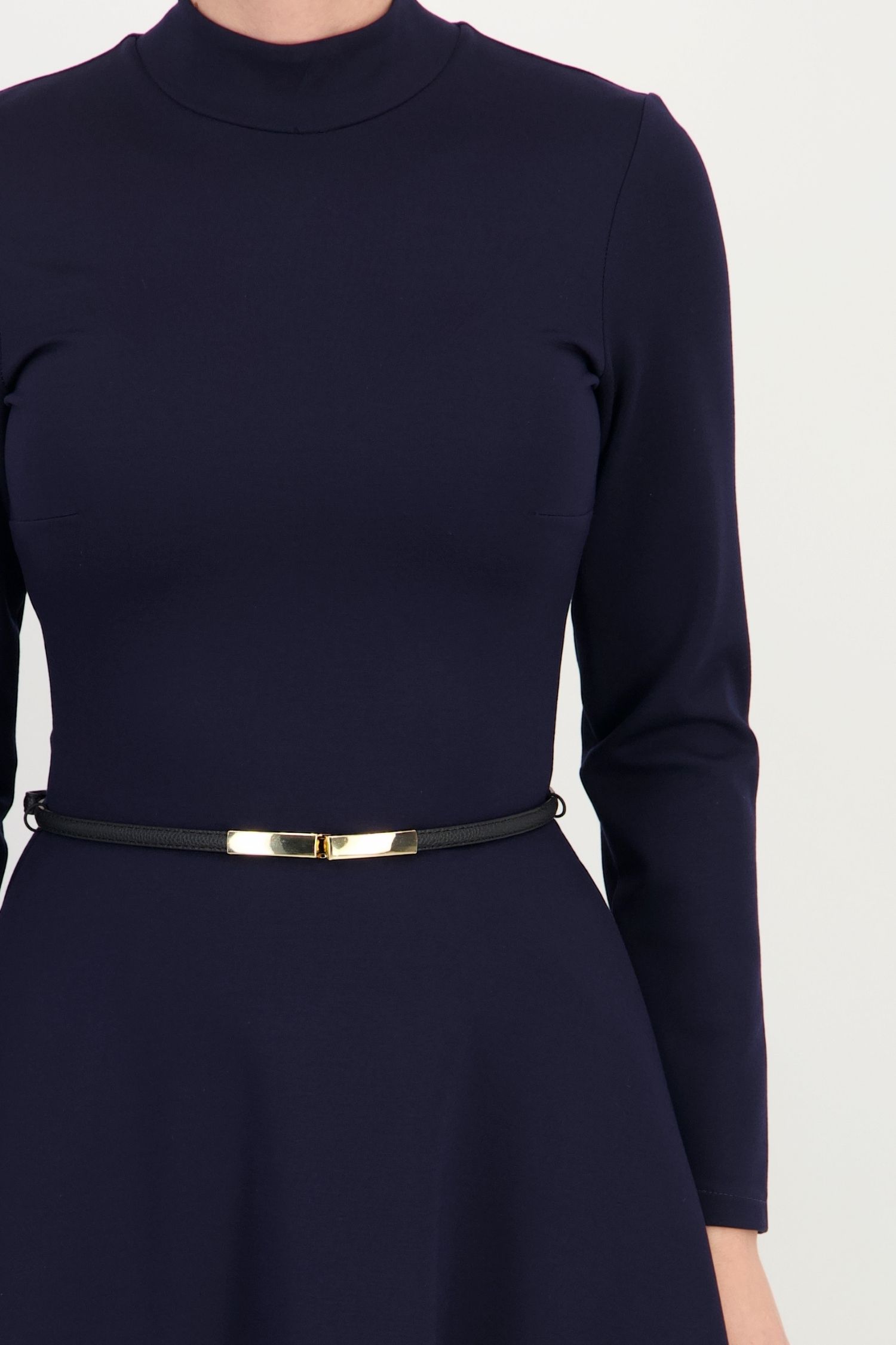 Rochie bleumarin midi, în clos, din punto cu viscoză 5 - StarShinerS.ro