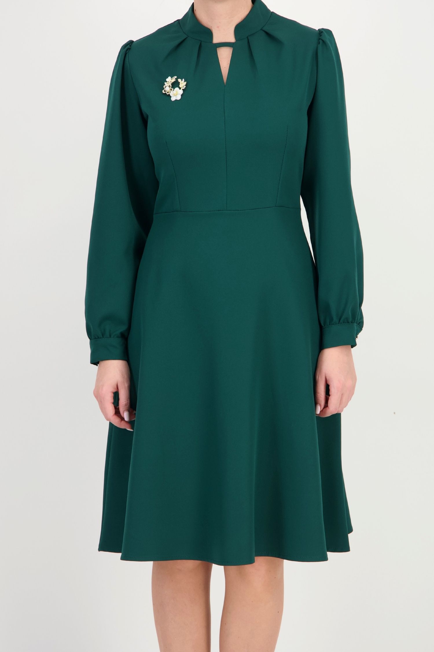 Rochie verde, în clos, din stofă elastică, până la genunchi 3 - StarShinerS.ro