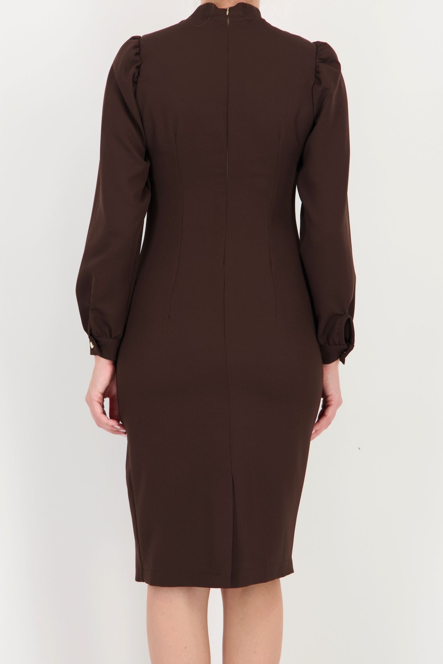 Rochie maro dreaptă din stofă elastică, până la genunchi 4 - StarShinerS.ro