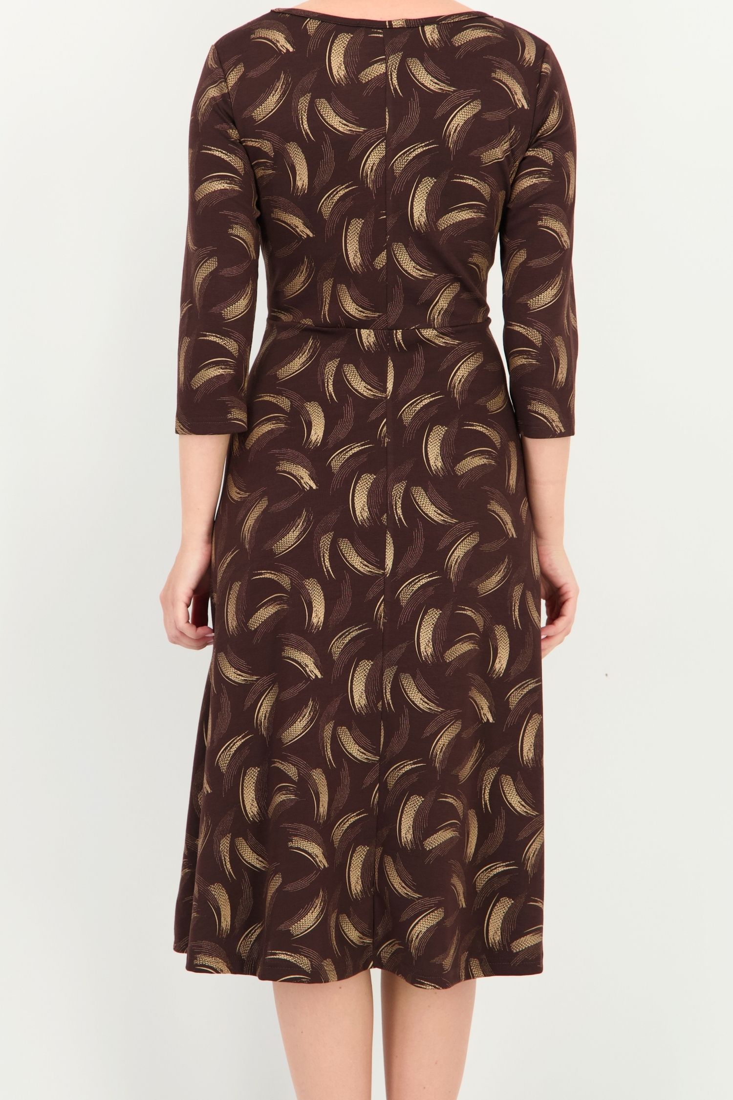 Rochie maro midi, în clos, din jersey, cu imprimeu abstract 4 - StarShinerS.ro