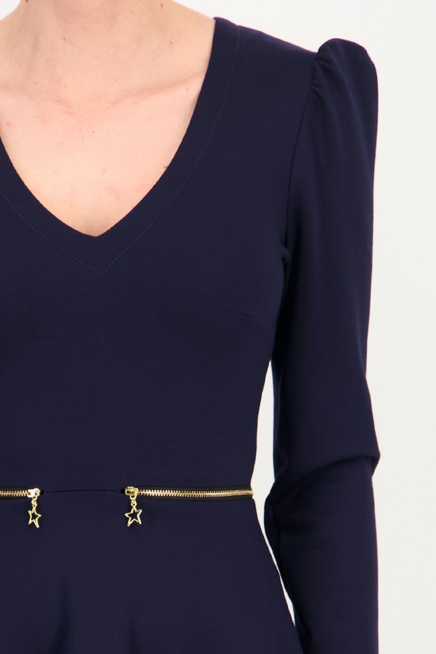 Rochie bleumarin, în clos, din punto cu viscoză 5 - StarShinerS.ro