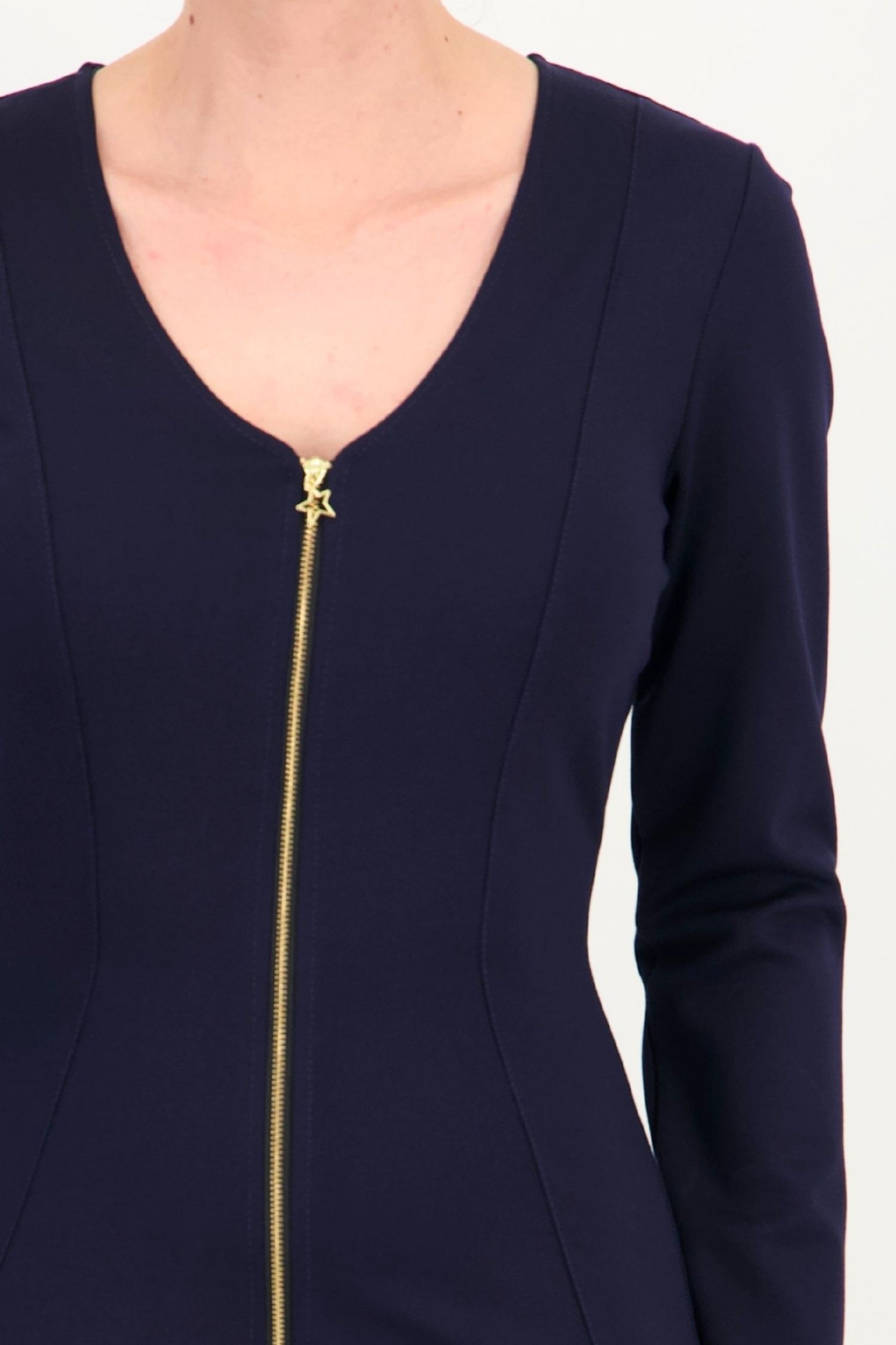 Rochie bleumarin midi tip creion din punto cu viscoză 5 - StarShinerS.ro