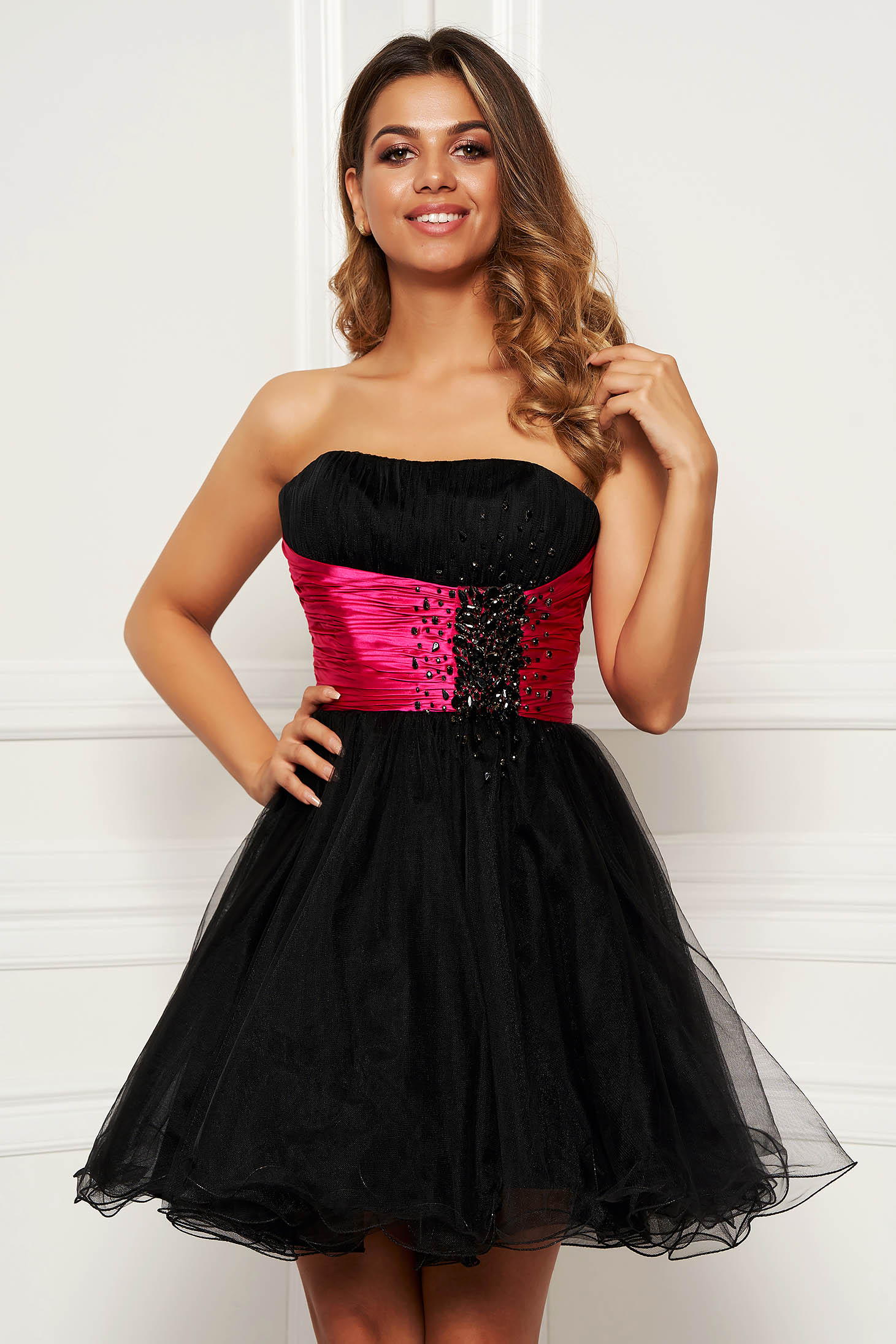 Sherri Hill fuchsia dress luxurious corset with crystal embellished details with push-up cups 2 - StarShinerS.com