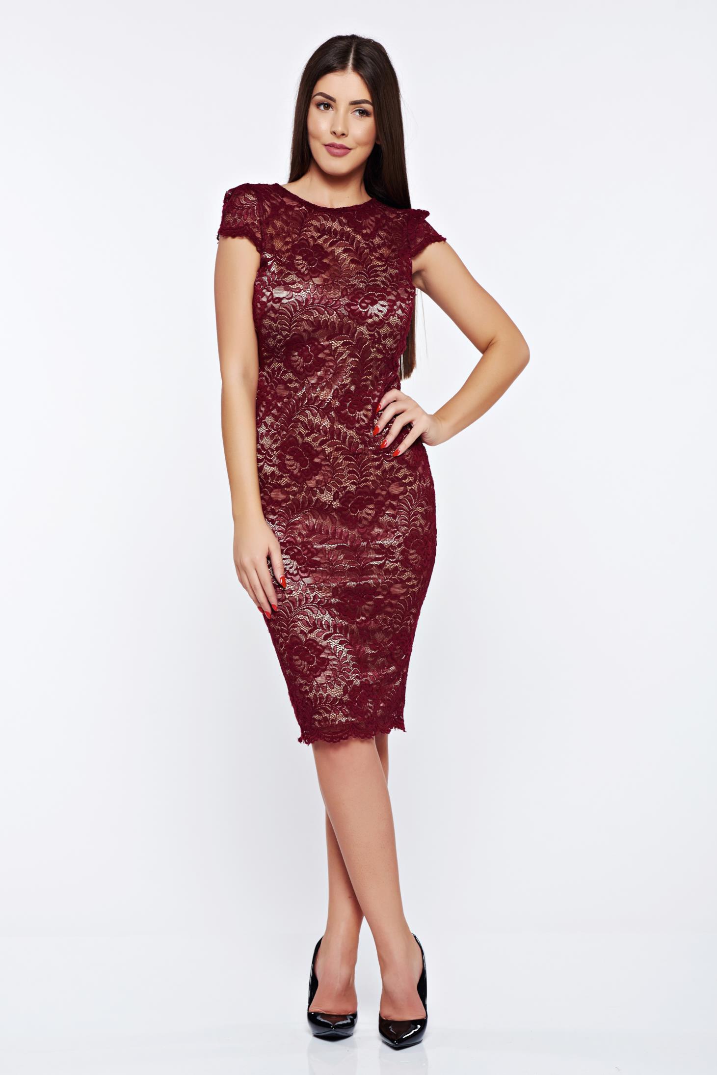 Fofy burgundy occasional laced bareback dress