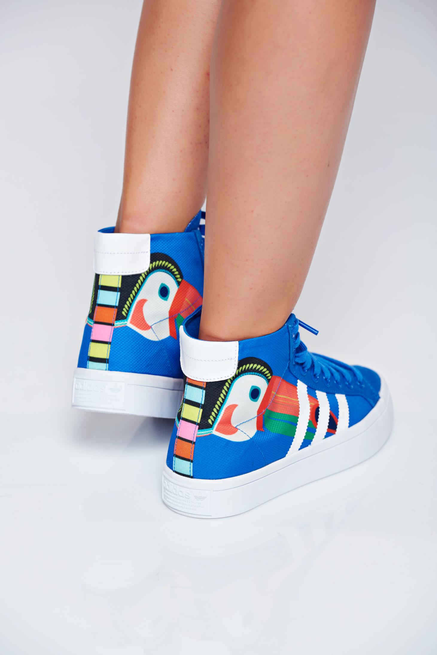 adidas originals courtvantage