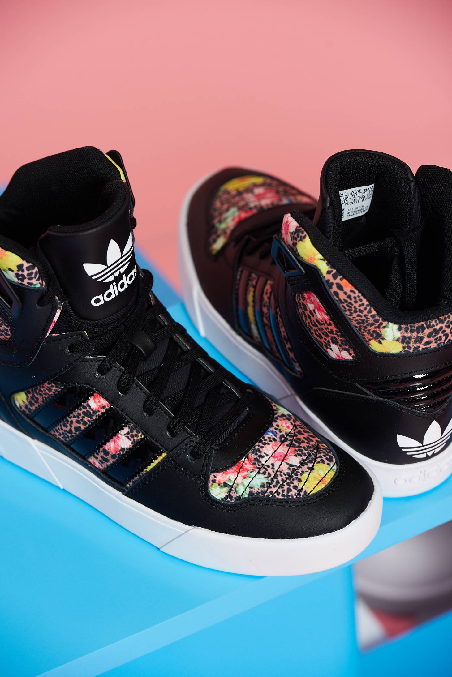 Pantofi sport Adidas Originals Zestra negri cu animal print cu talpa usoara 4 - StarShinerS.ro
