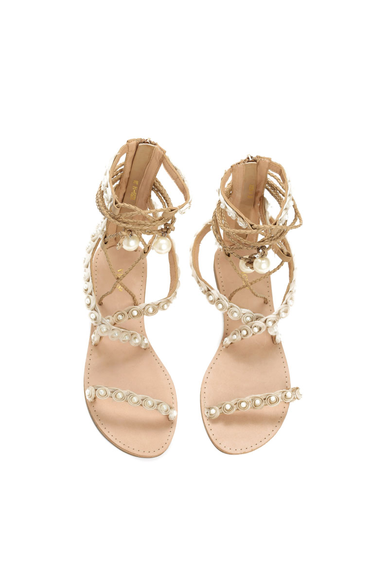 Sandale crem cu talpa joasa cu aplicatii cu perle accesorizate cu snur 5 - StarShinerS.ro