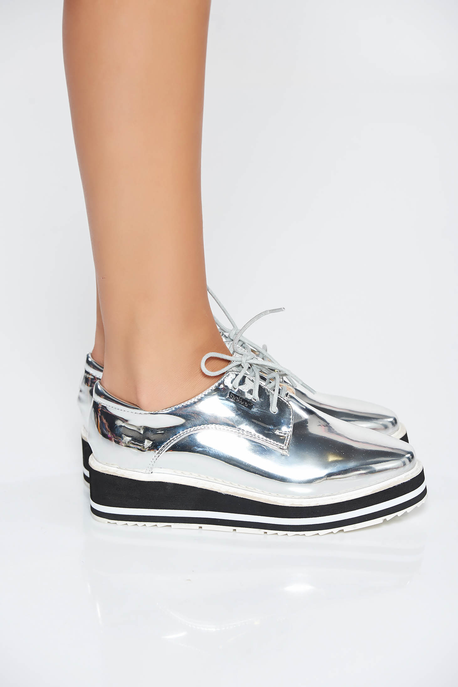 Silver casual shoes with lace and metallic aspect