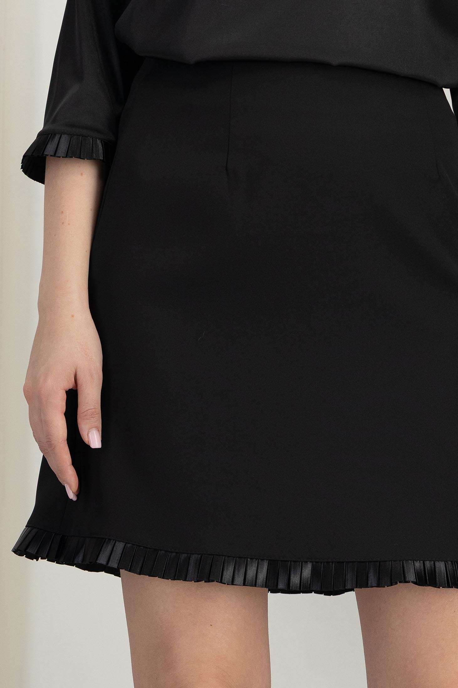 Hétköznapi rövid StarShinerS fekete szoknya 6 - StarShinerS.hu