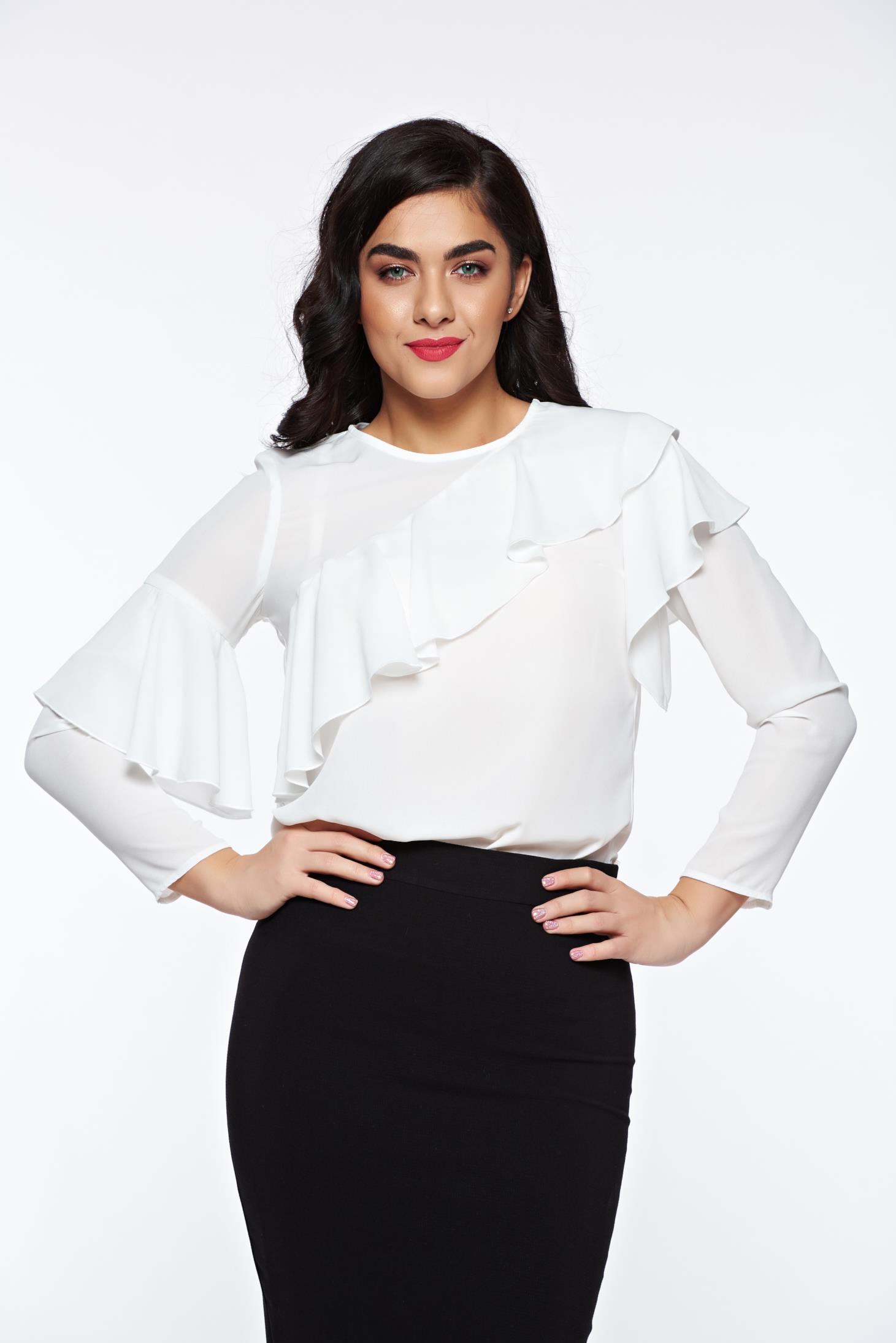 Bluza dama LaDonna alba eleganta cu croi larg din material vaporos cu volanase