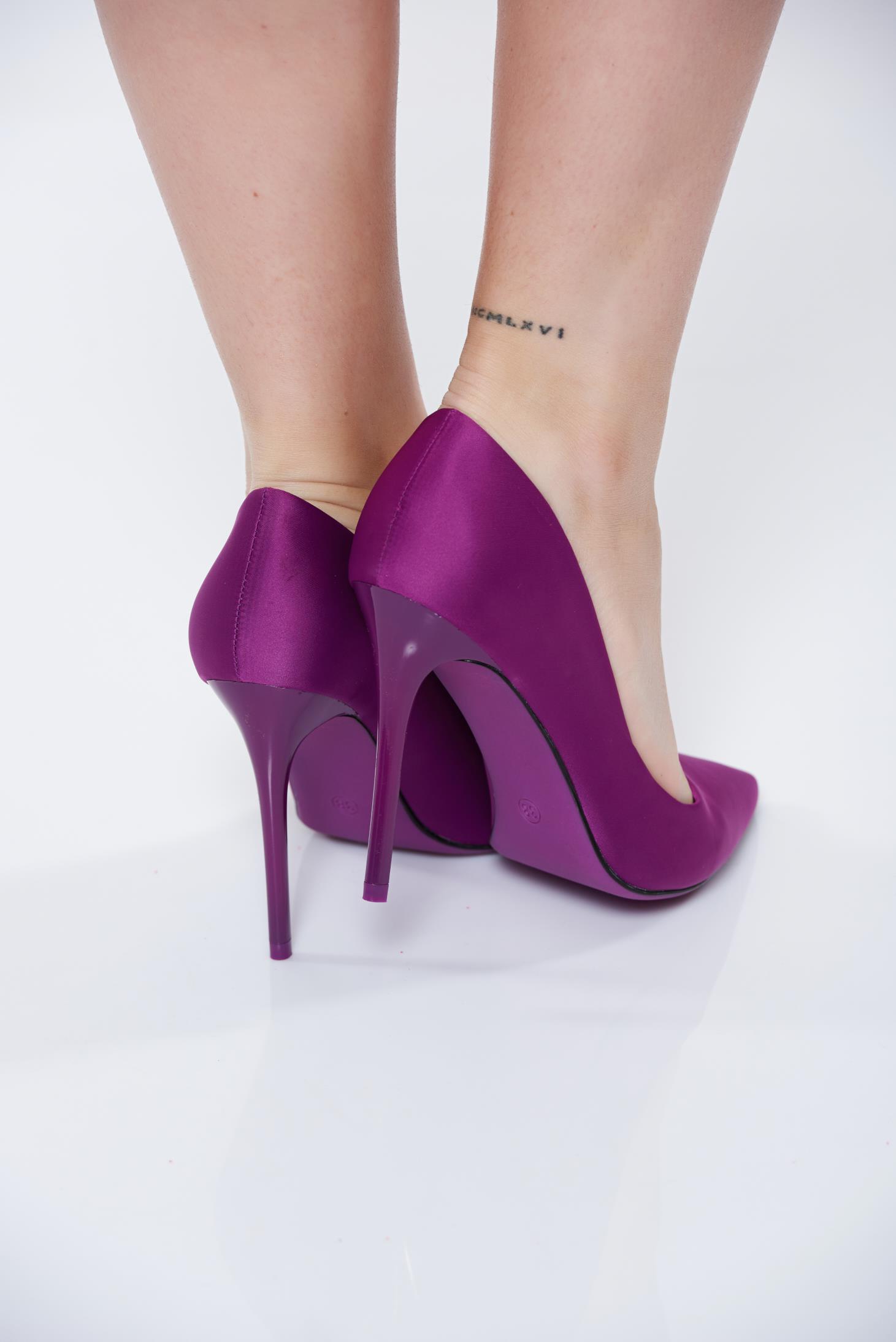 violet stilettos