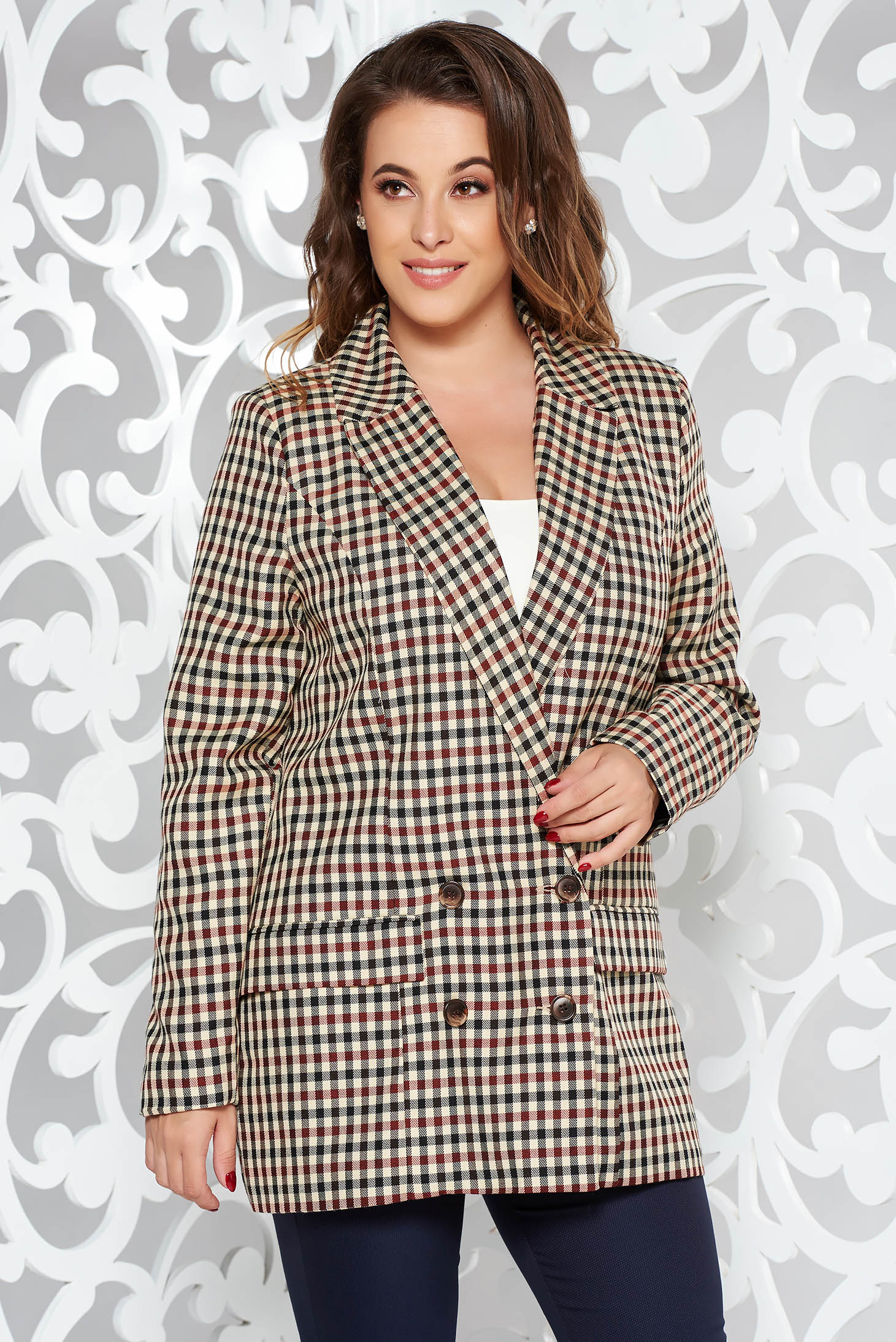 Sacou StarShinerS crem office cu un croi drept din stofa neelastica captusit pe interior cu buzunare