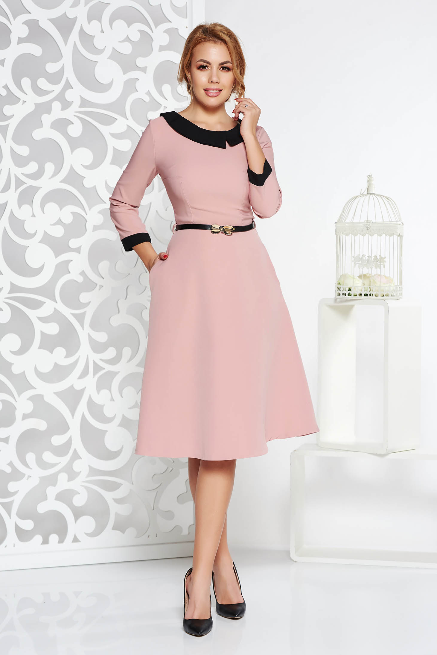 Rózsaszínű elegáns harang ruha enyhén rugalmas szövet öv típusú kiegészítővel 3 - StarShinerS.hu