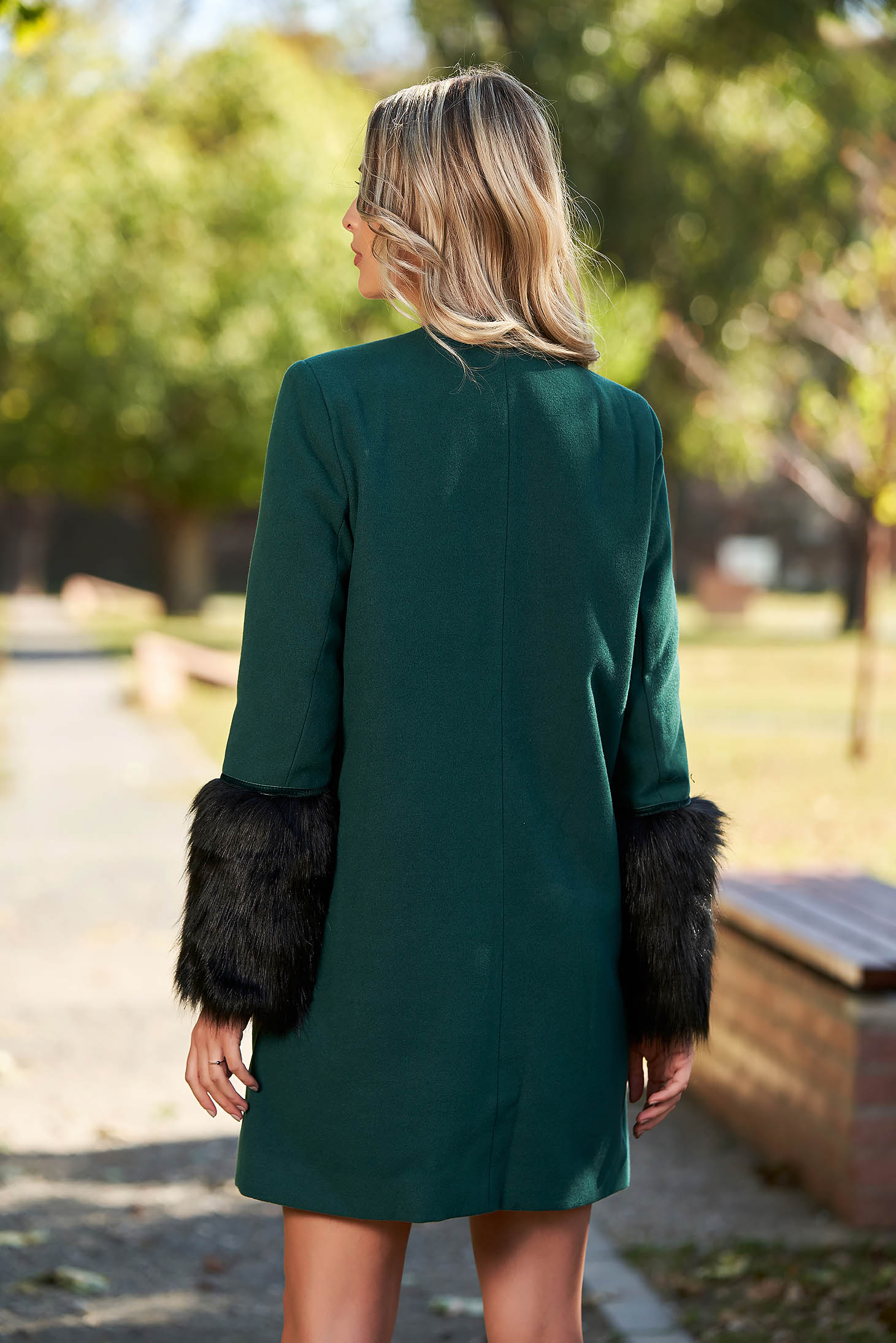 Ladonna Green Elegant Straight Wool Coat With Faux Fur Details 9462