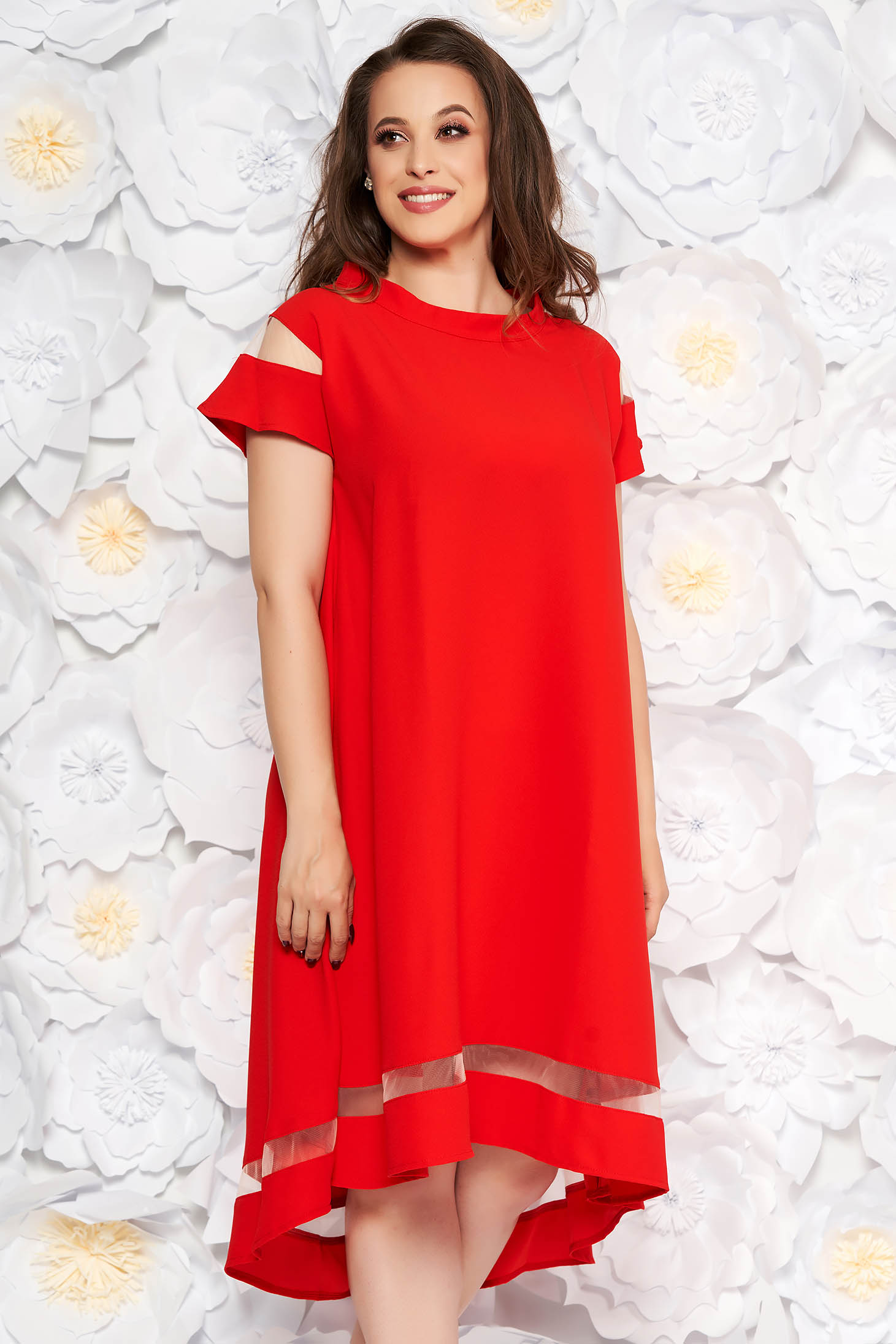 Rochie rosie eleganta cu croi larg asimetrica din material subtire cu maneci scurte