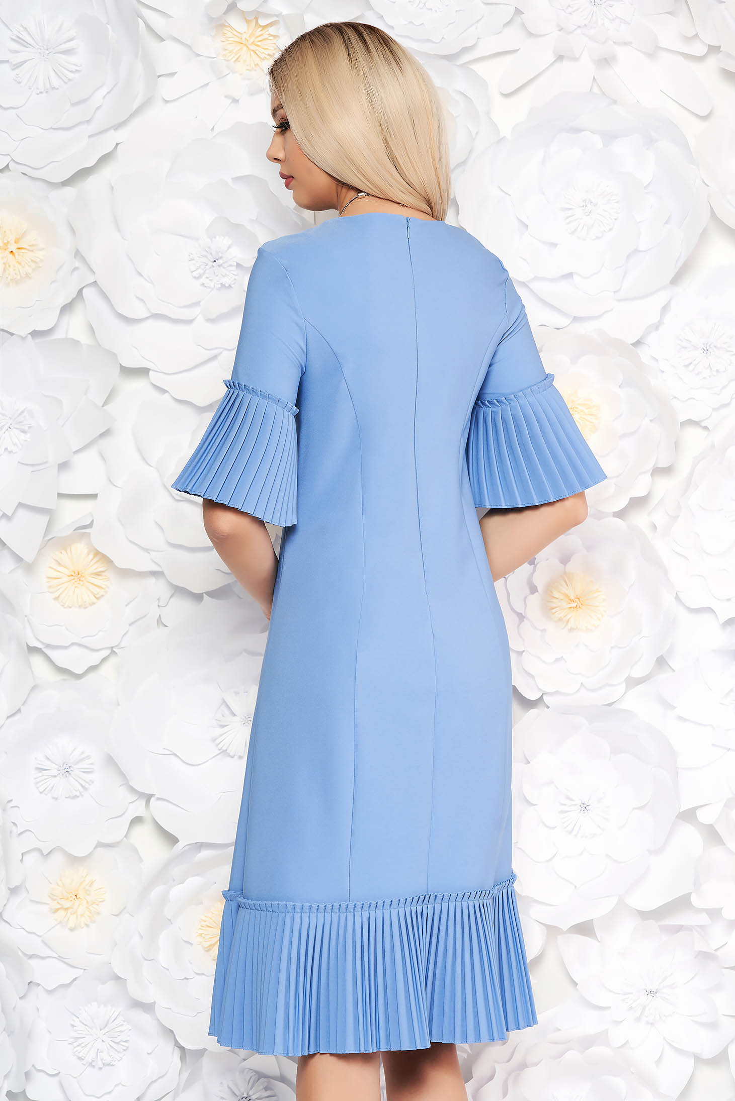 Rochie albastra-deschis eleganta midi cu un croi drept din stofa usor elastica 2 - StarShinerS.ro