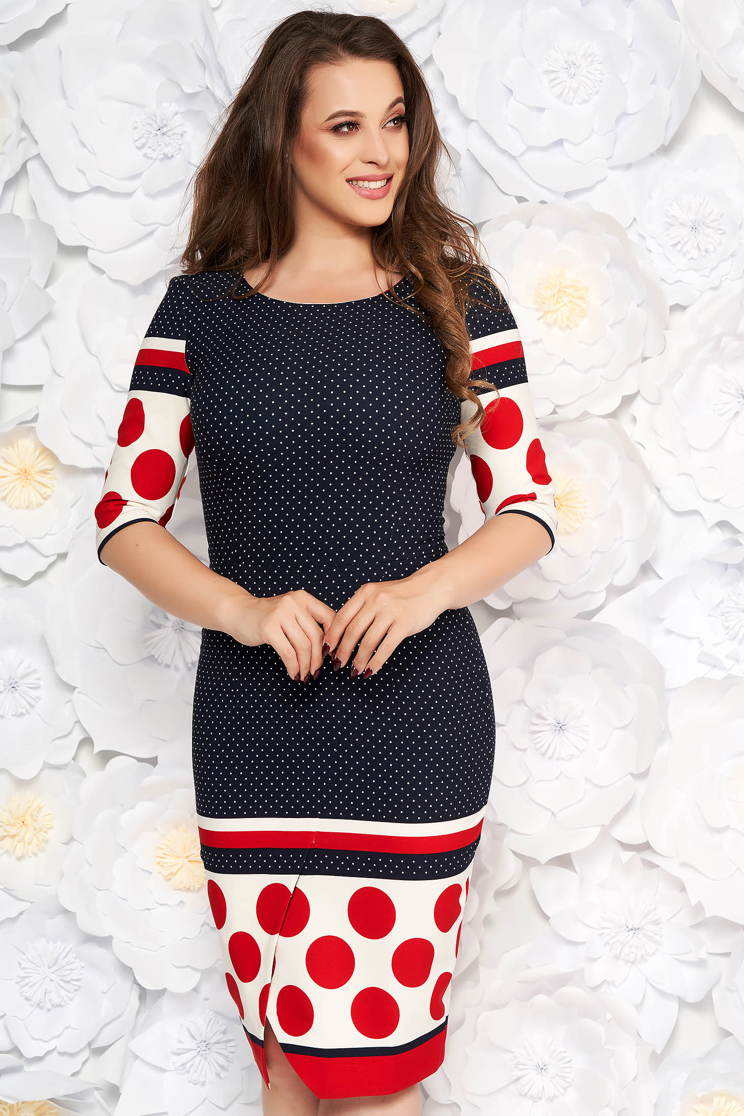 Rochie LaDonna albastru-inchis office tip creion cu maneci scurte din stofa cu buline