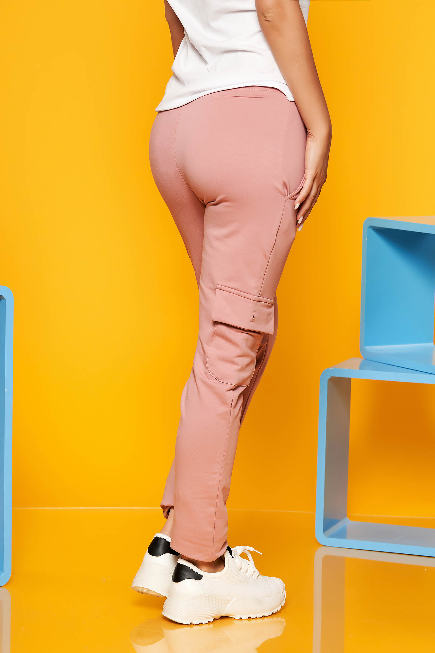 Rózsaszínű SunShine casual nadrág derékban rugalmas zsebes enyhén elasztikus pamut 2 - StarShinerS.hu