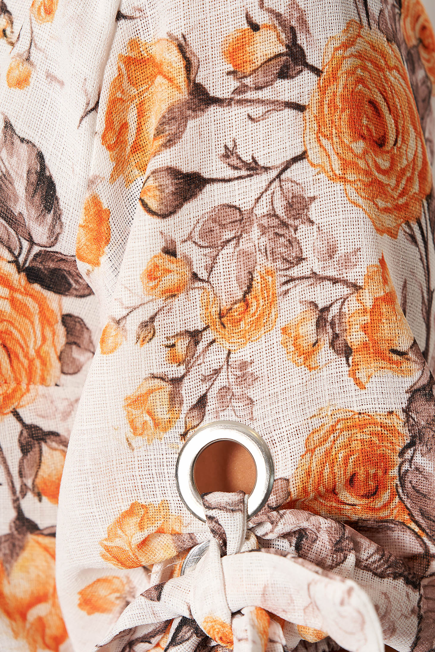 Mustar virágmintás rövid hétköznapi a-vonalú ruha kerekített dekoltázssal 4 - StarShinerS.hu