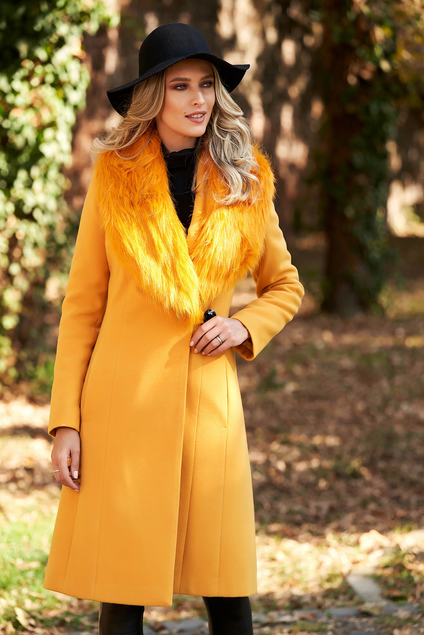 Mustard Elegant Coat With Inside Lining Fur Collar 3990