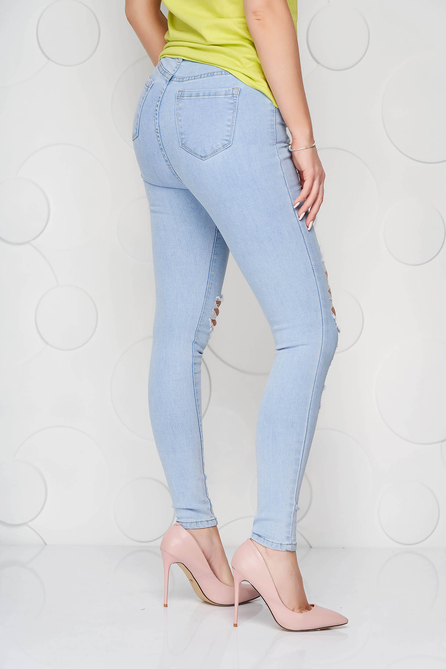 Blue jeans casual with tented cut with ruptures high waisted 3 - StarShinerS.com