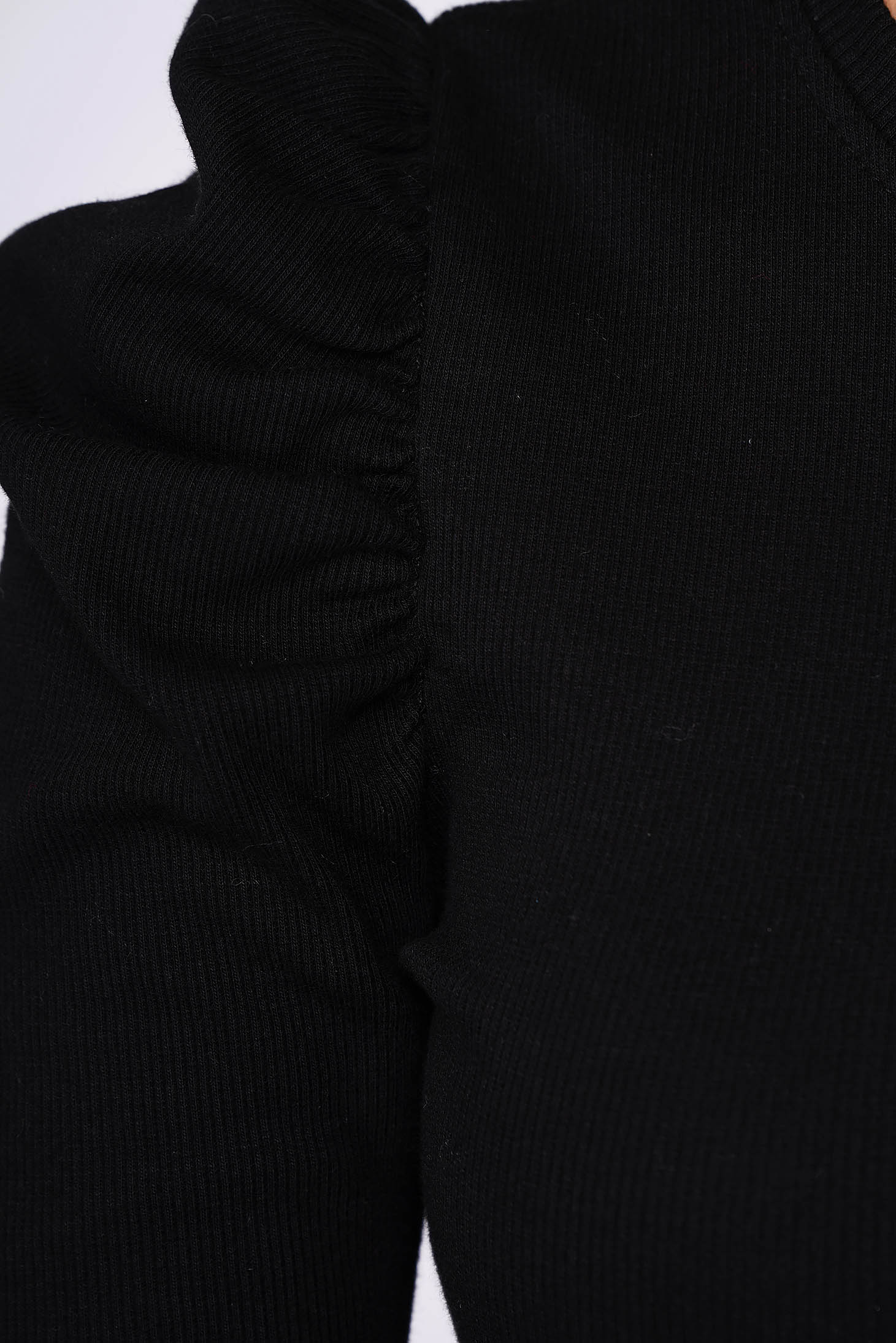 Fekete rövid szűk szabású női blúz bordázott pamut anyagból 4 - StarShinerS.hu