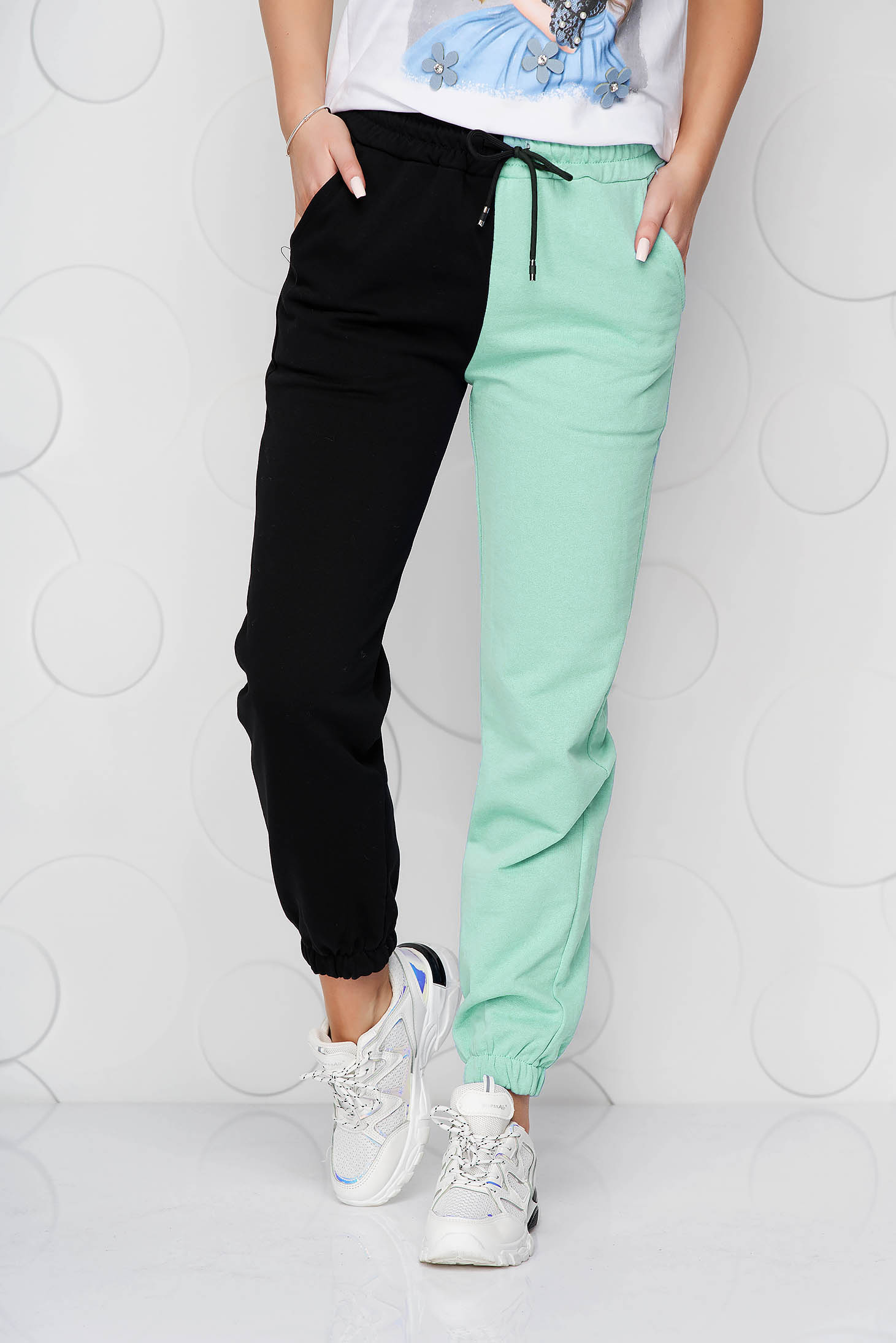 Pantaloni SunShine verzi din bumbac cu talie inalta cu elastic in talie 2 - StarShinerS.ro
