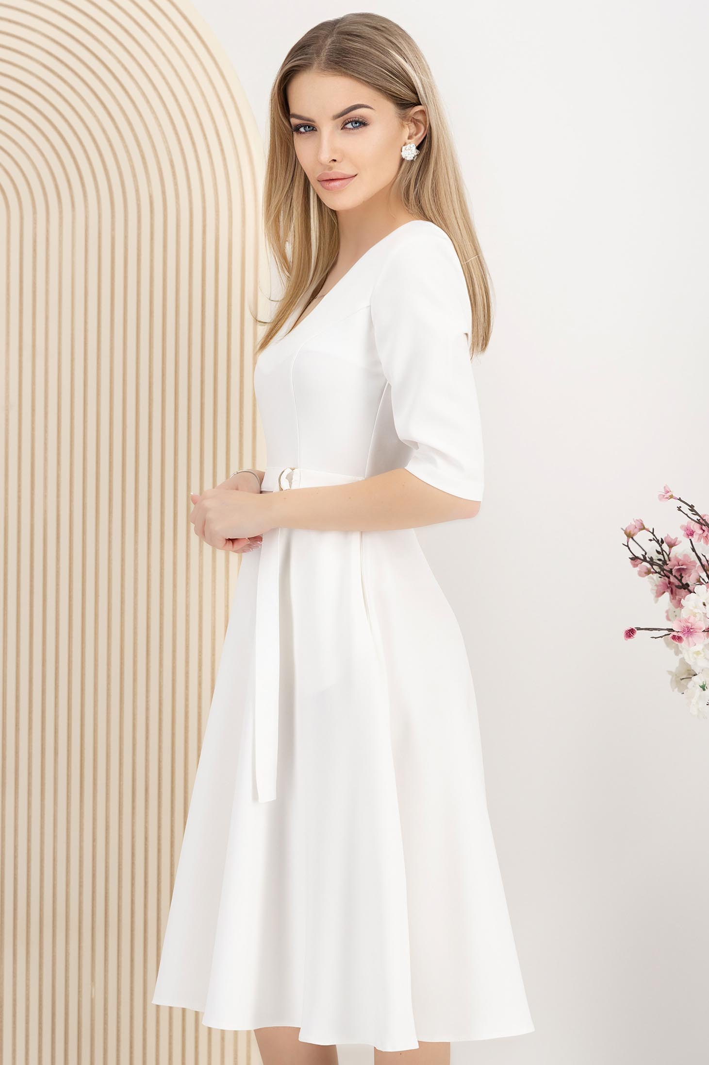 Rochie din stofa elastica ivoire midi in clos cu accesoriu tip curea - StarShinerS 2 - StarShinerS.ro
