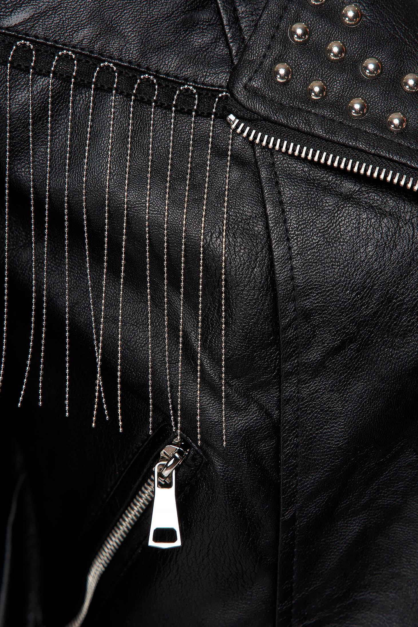Fekete rövid műbőrből készült szegecses és rojtokkal díszített dzseki 4 - StarShinerS.hu