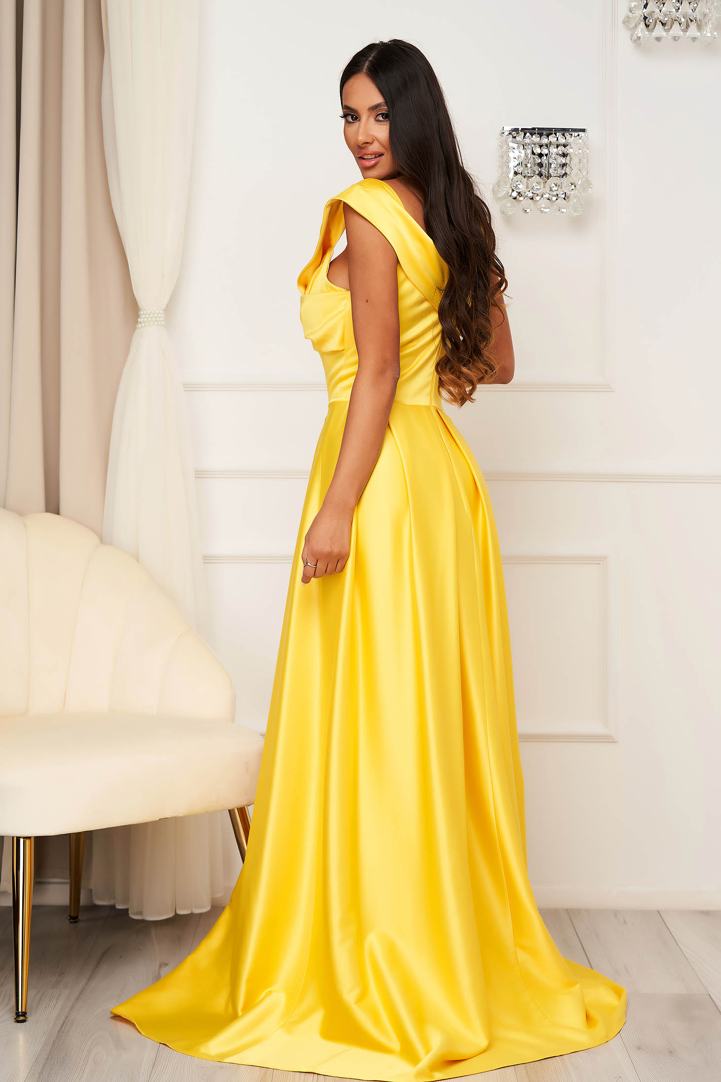 Yellow Chiffon Halter Plunge Neck Celebrity Evening Dress - Lunss