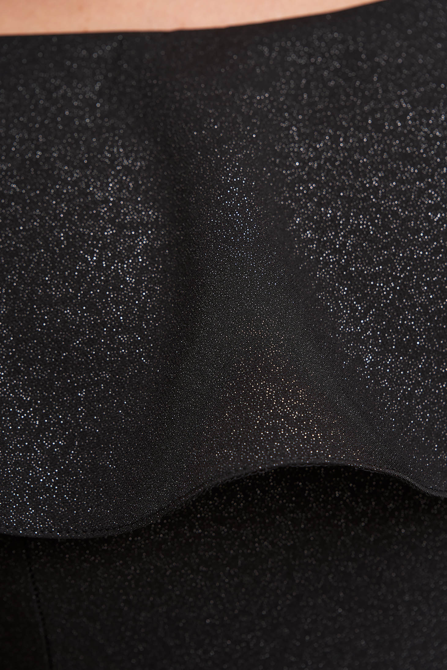 Rochie din stofa elastica neagra midi tip creion cu volanase pe linia decolteului - StarShinerS 5 - StarShinerS.ro