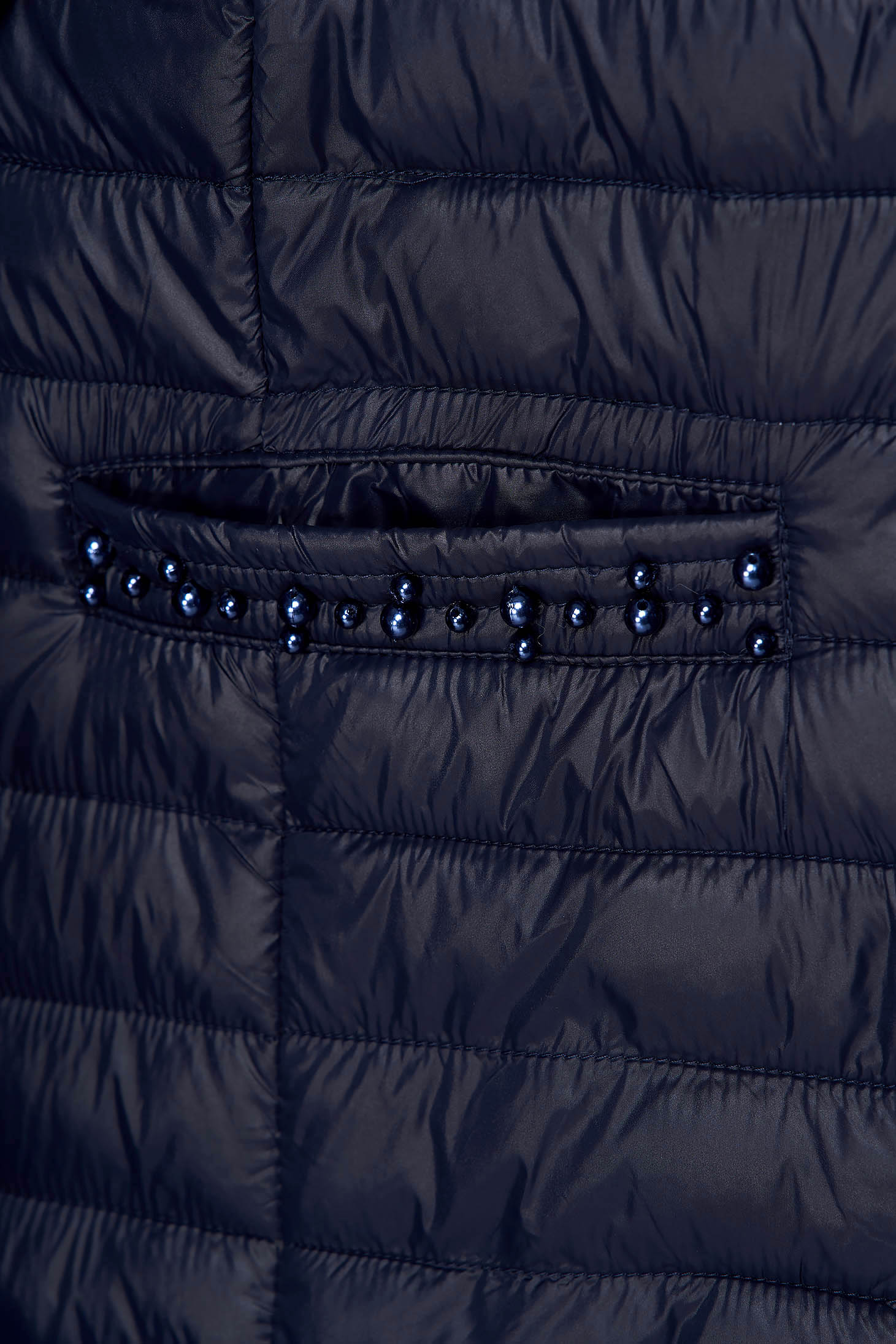 Sötétkék egyenes szabású vízlepergető dzseki vékony anyagból, gyöngy díszítéssel 4 - StarShinerS.hu