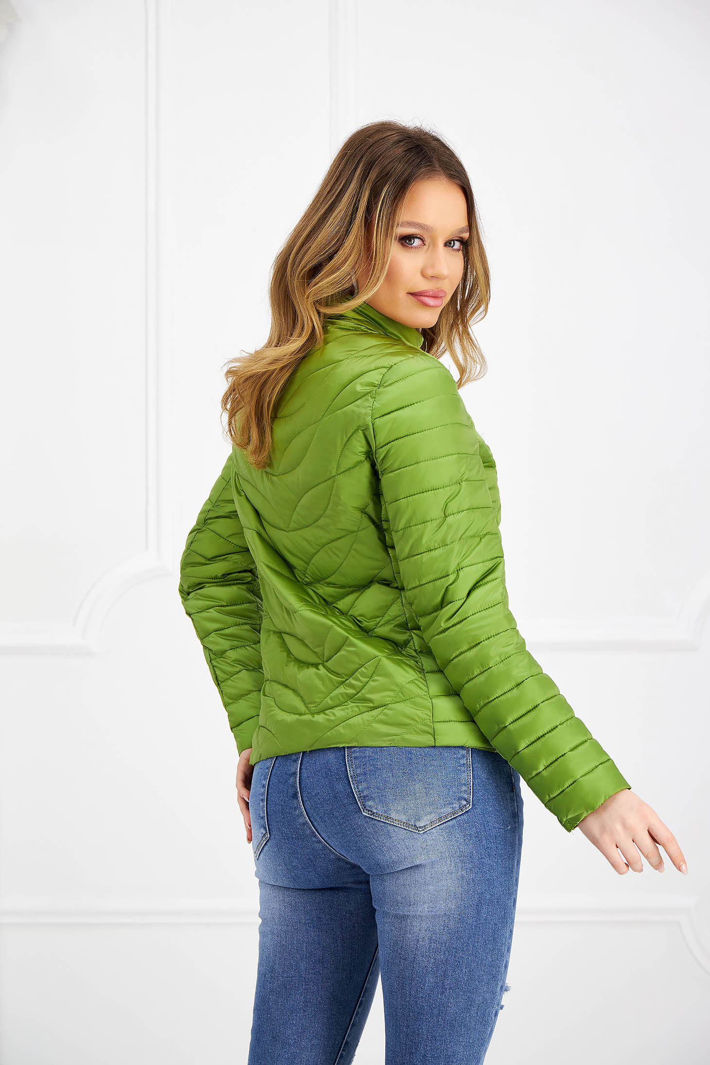 Light green spring jacket made of thin down with a straight neckline cut 2 - StarShinerS.com