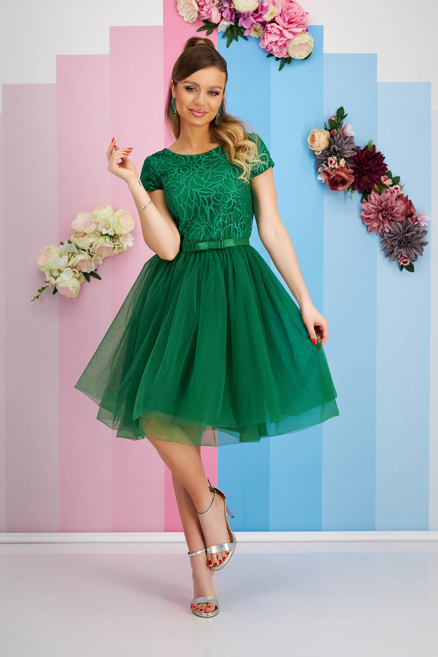 Green tulle and lace dress in a skater style with glitter applications - StarShinerS 5 - StarShinerS.com