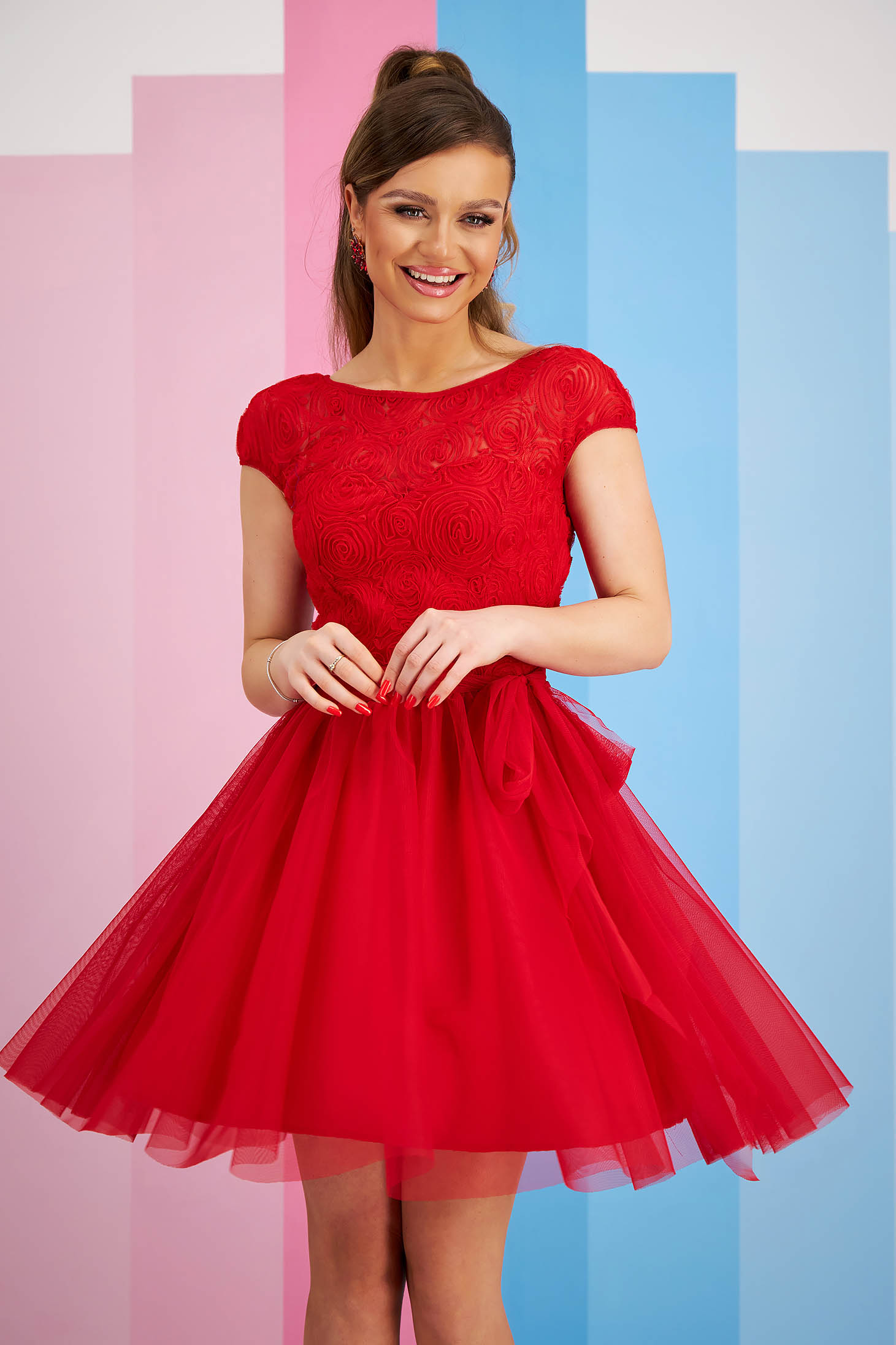 - StarShinerS red dress from tulle short cut cloche v back neckline 2 - StarShinerS.com